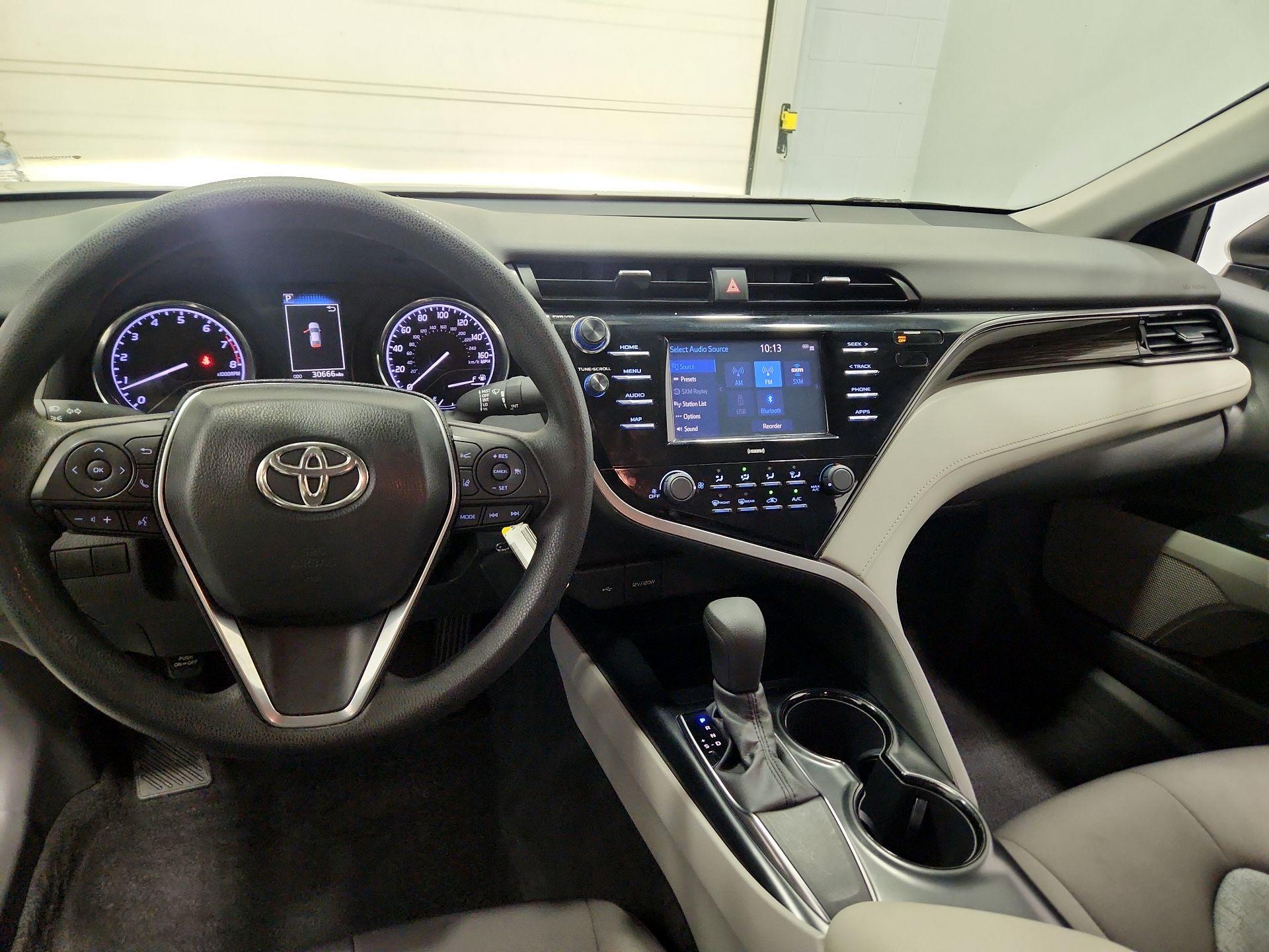 Thumbnail: 2020 Toyota Camry - 9