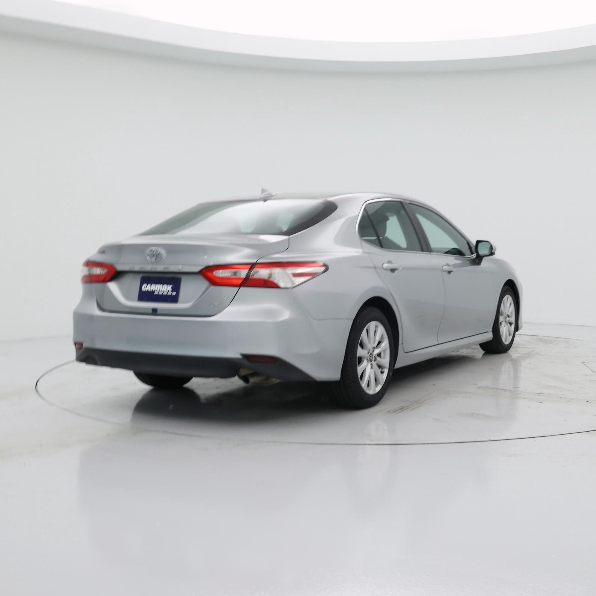 Thumbnail: 2020 Toyota Camry - 8