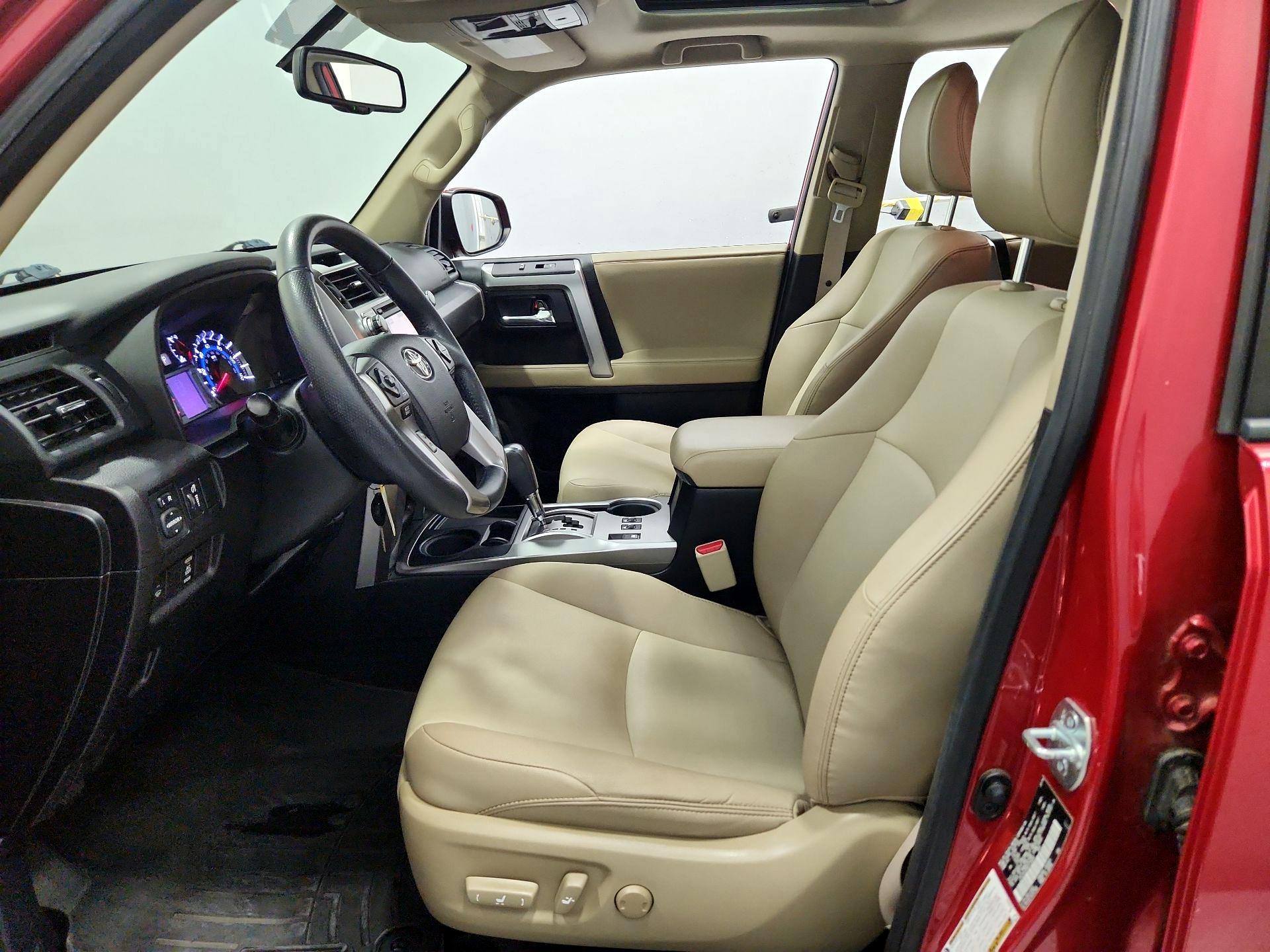 Thumbnail: 2016 Toyota 4Runner - 11