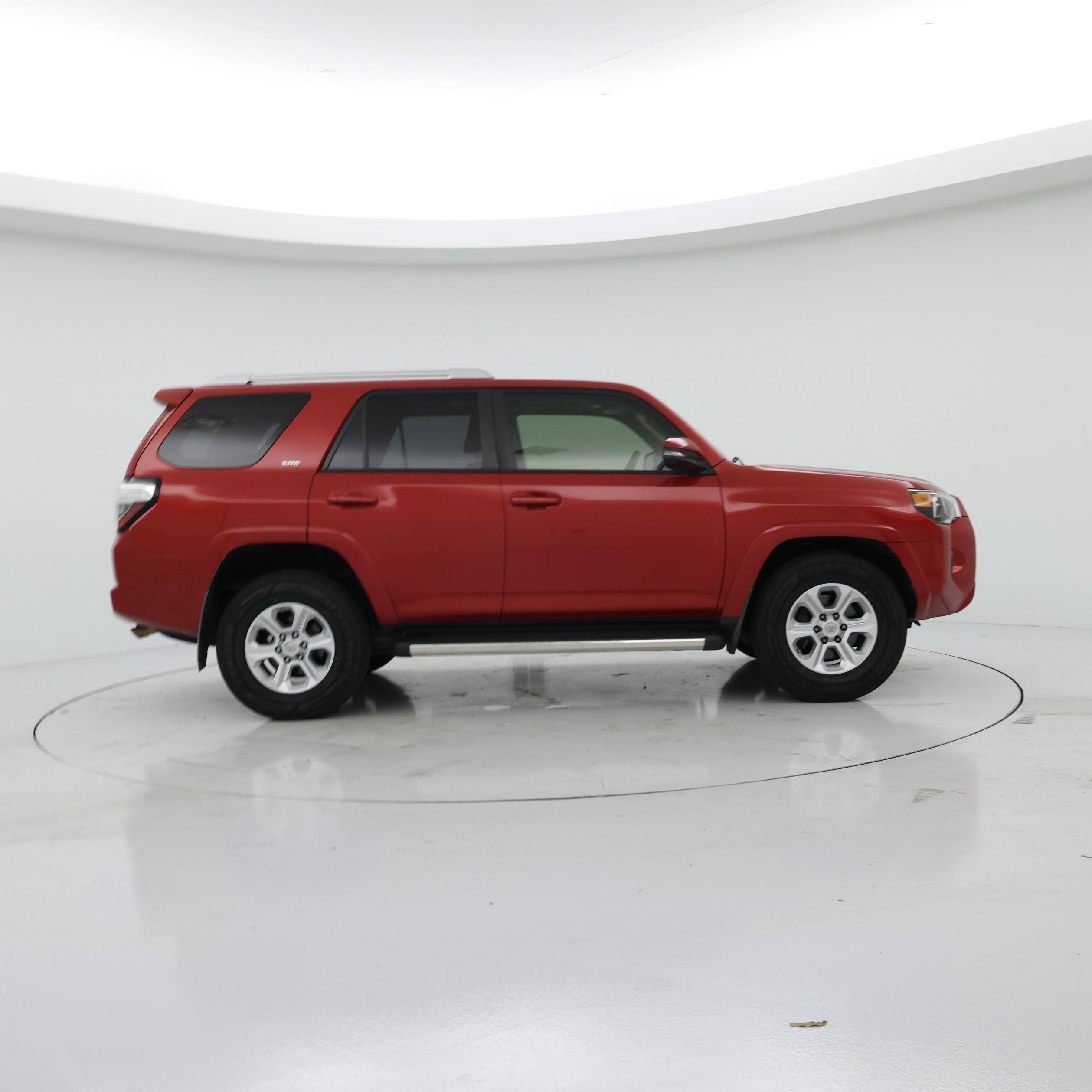 Thumbnail: 2016 Toyota 4Runner - 7