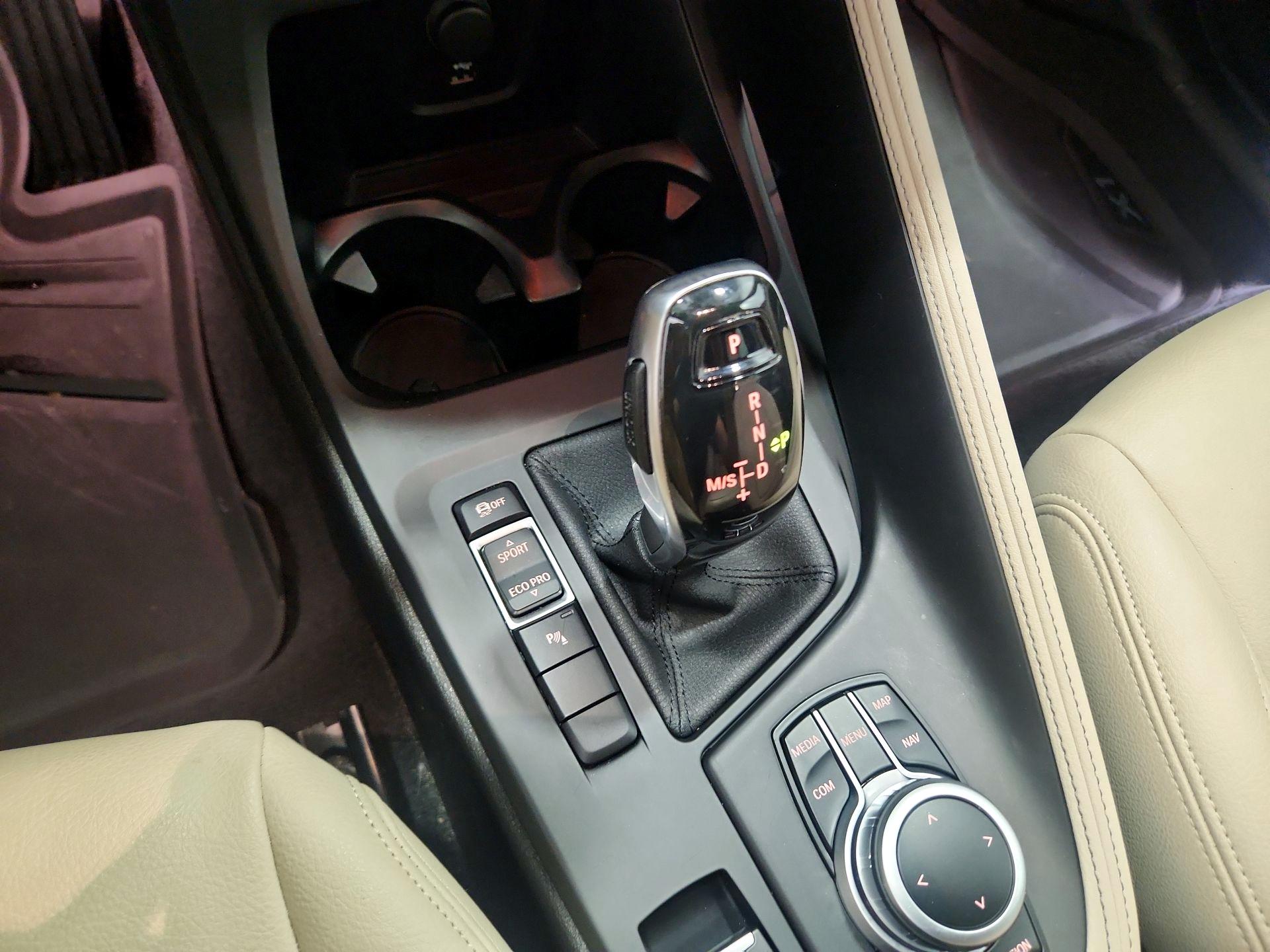 Thumbnail: 2021 BMW X1 - 17