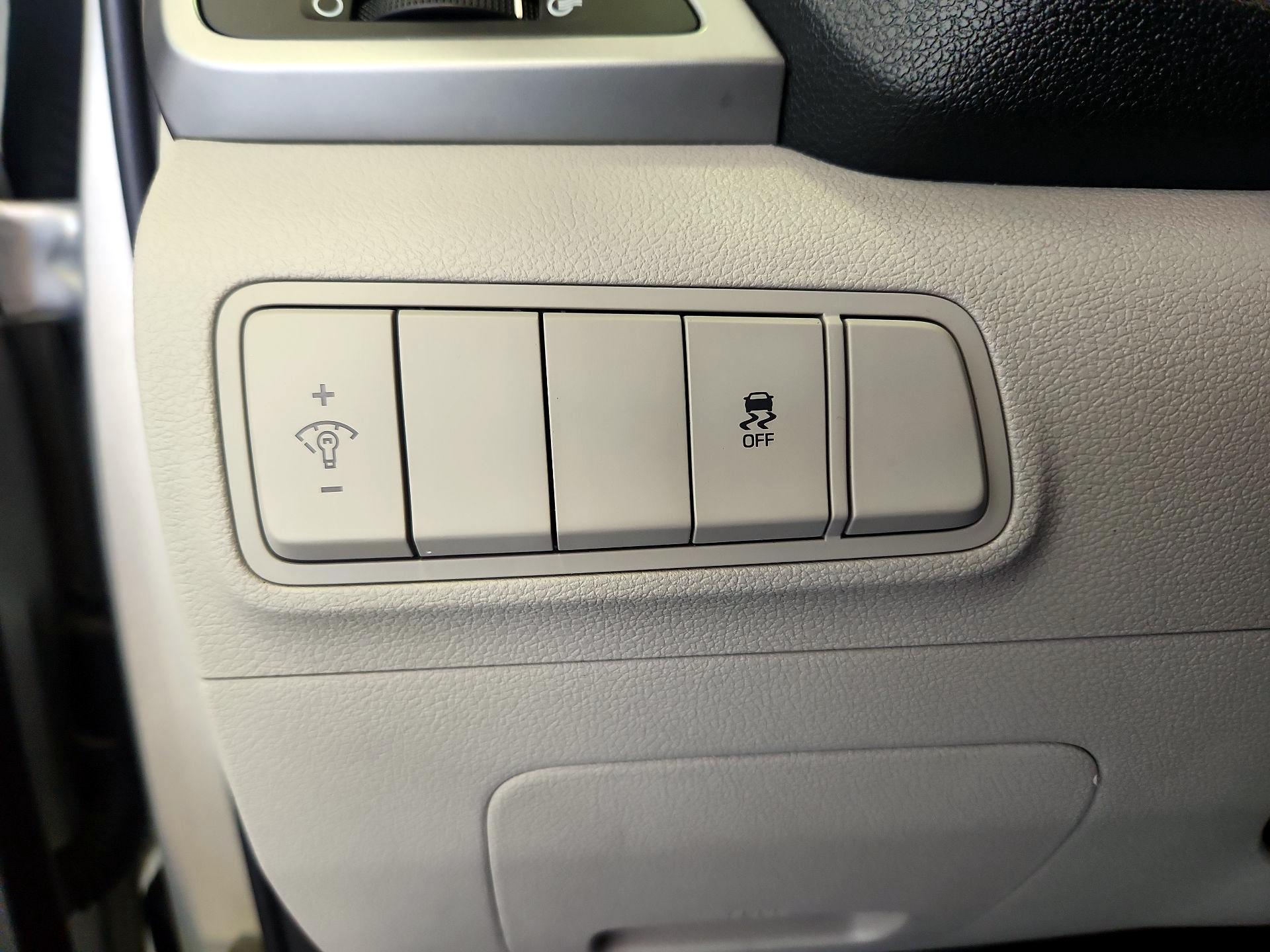 Thumbnail: 2018 Hyundai Tucson - 13