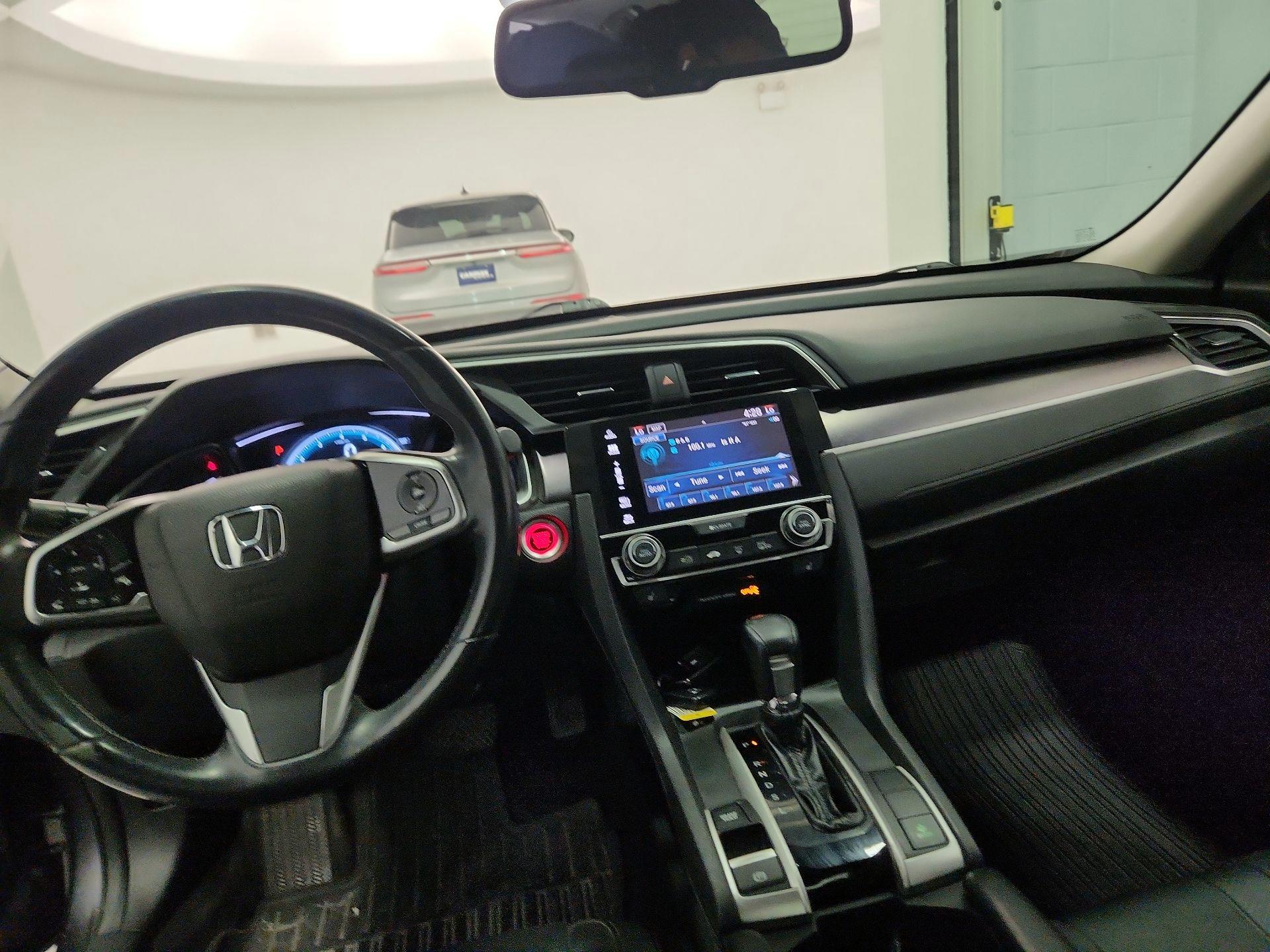 Thumbnail: 2016 Honda Civic - 9