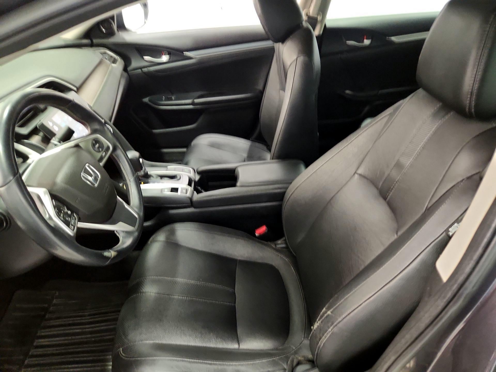 Thumbnail: 2016 Honda Civic - 11