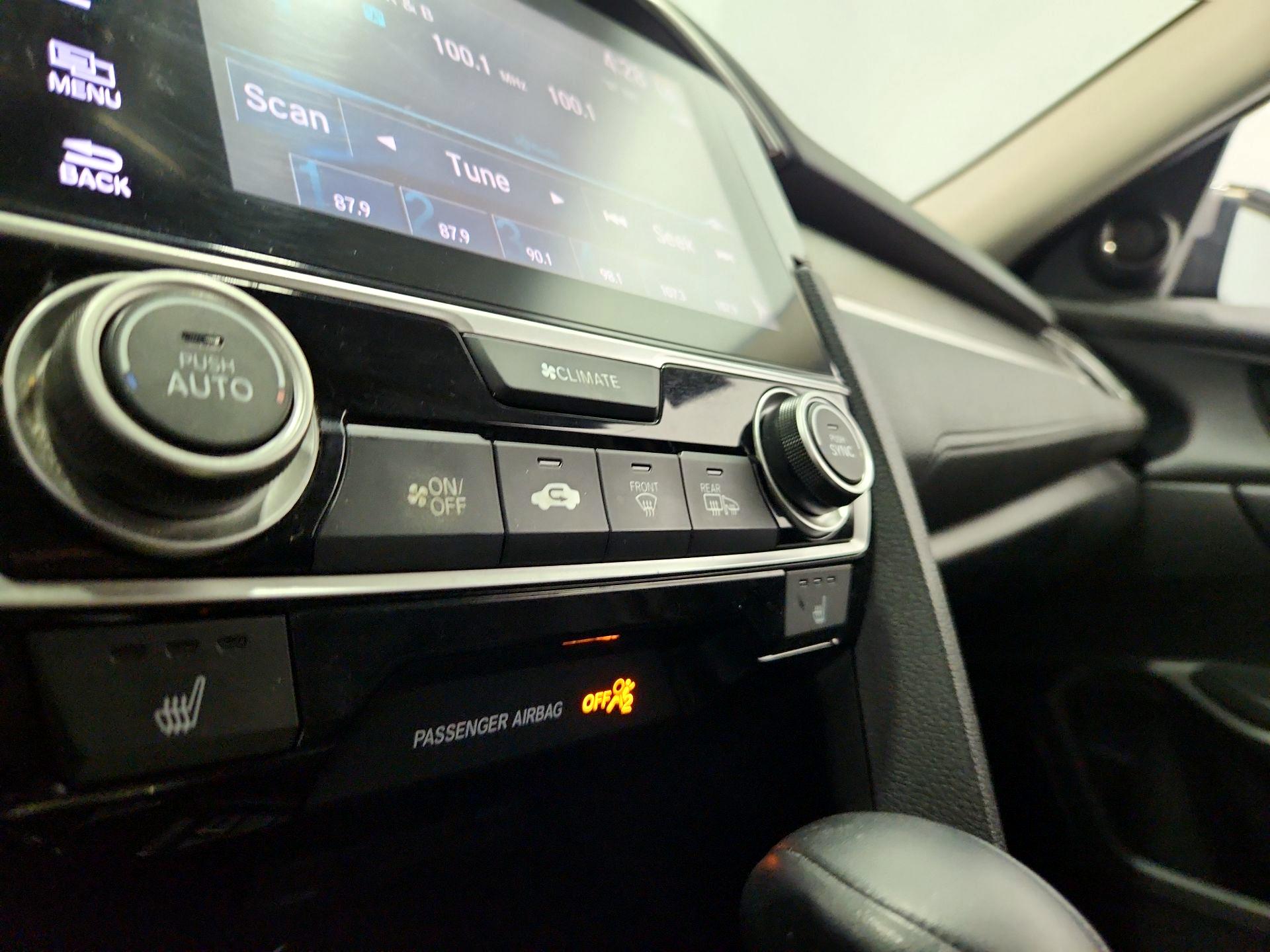 Thumbnail: 2016 Honda Civic - 16