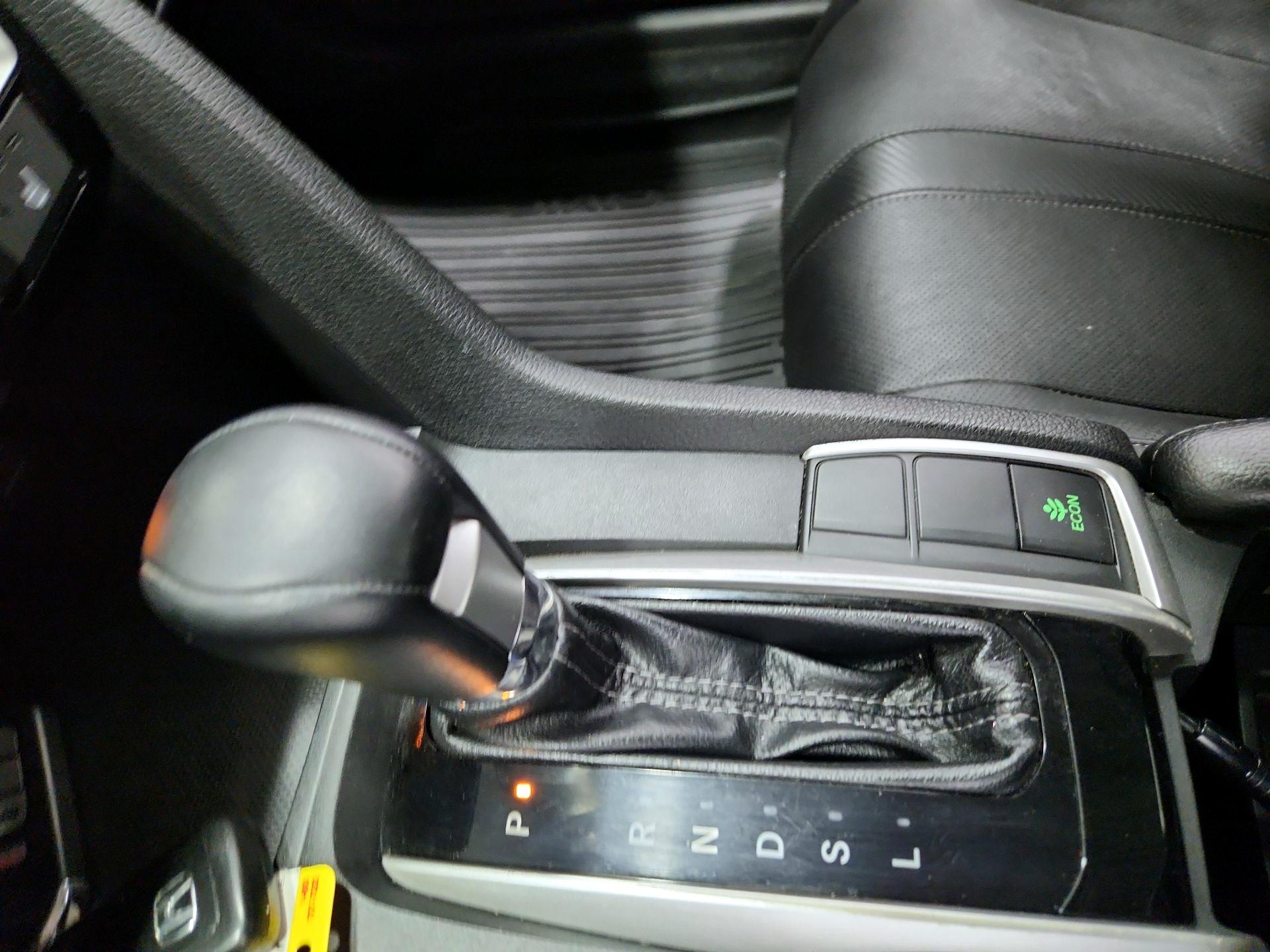 Thumbnail: 2016 Honda Civic - 17