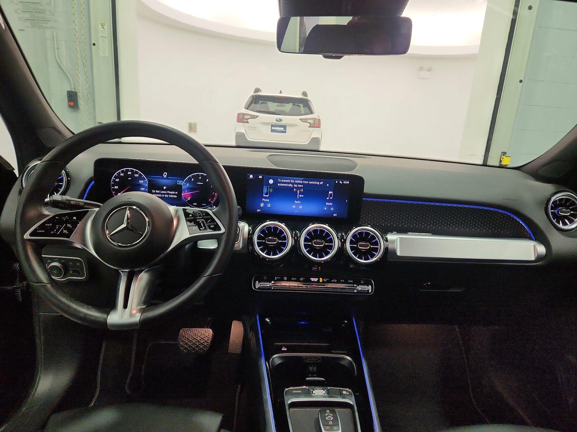 Thumbnail: 2025 Mercedes-Benz GLB - 9