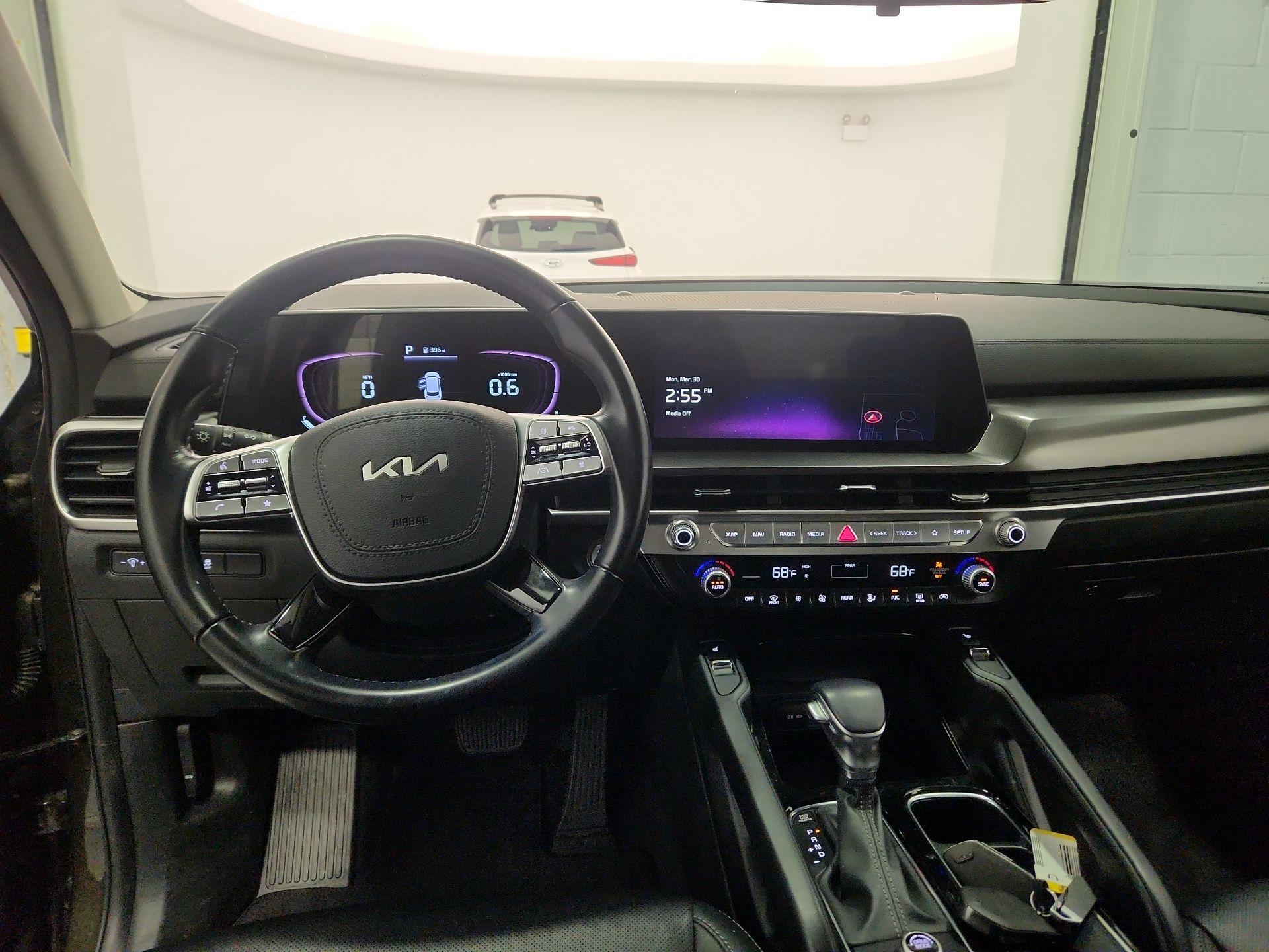 Thumbnail: 2023 Kia Telluride - 10