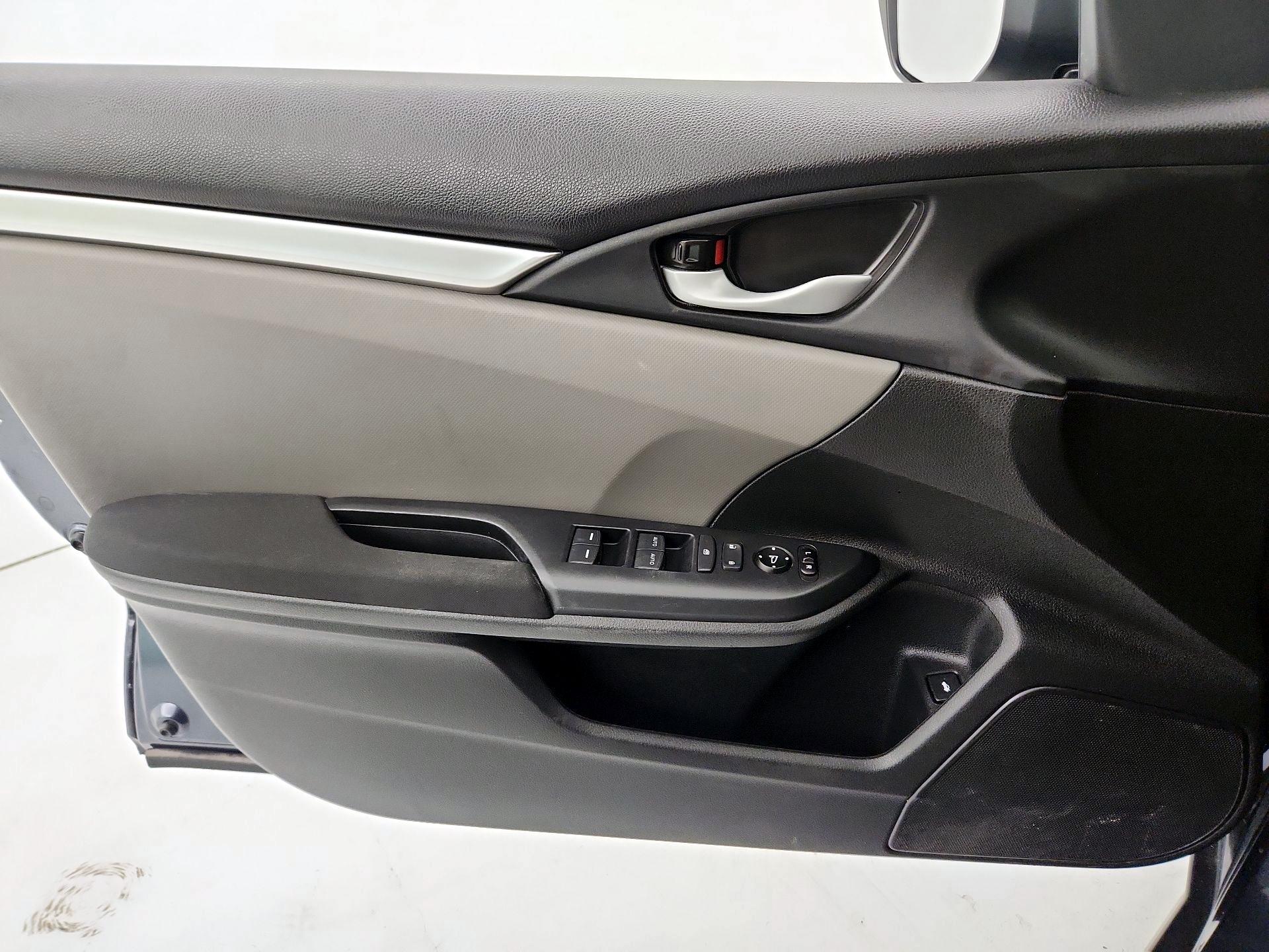 Thumbnail: 2020 Honda Civic - 12