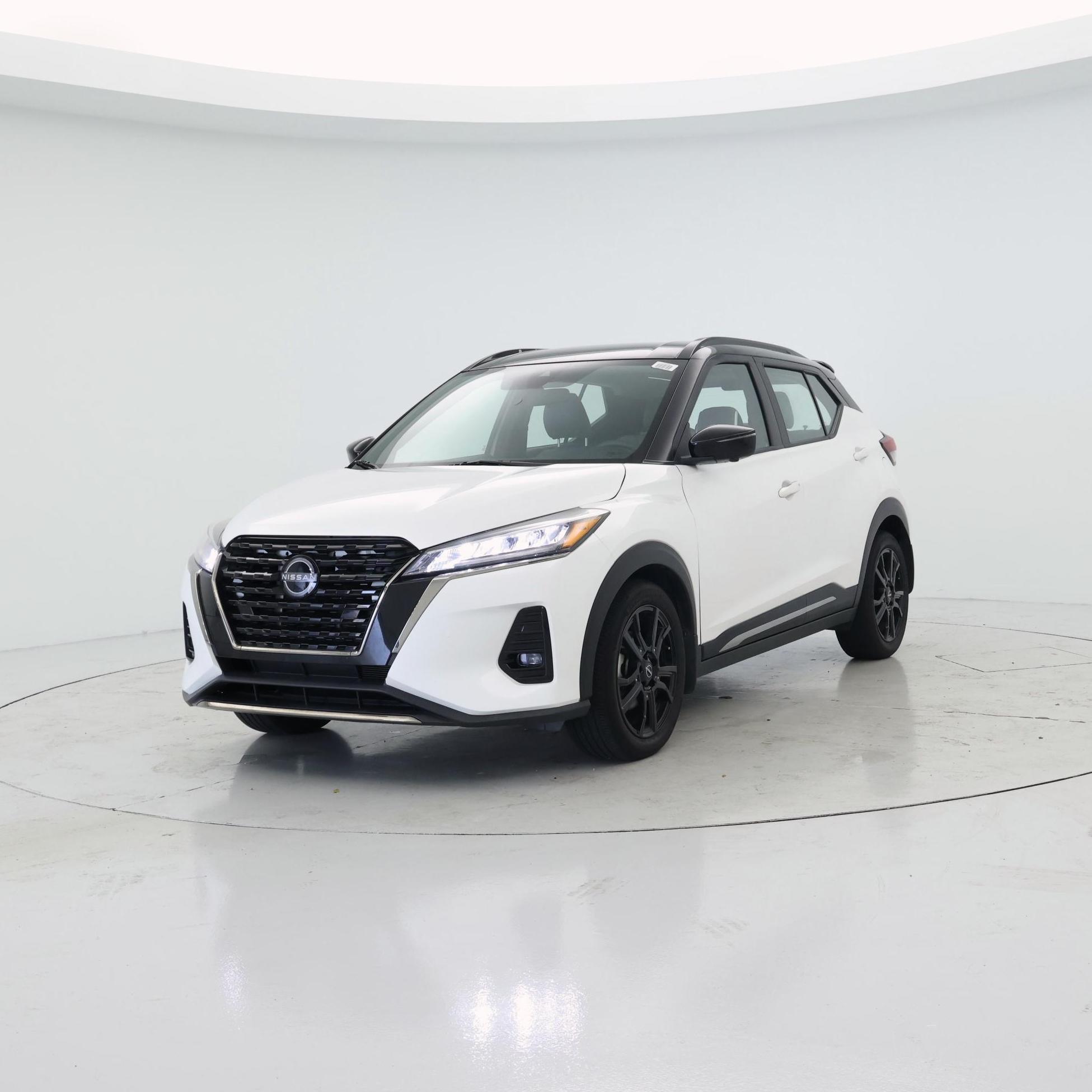 Thumbnail: 2022 Nissan Kicks - 4