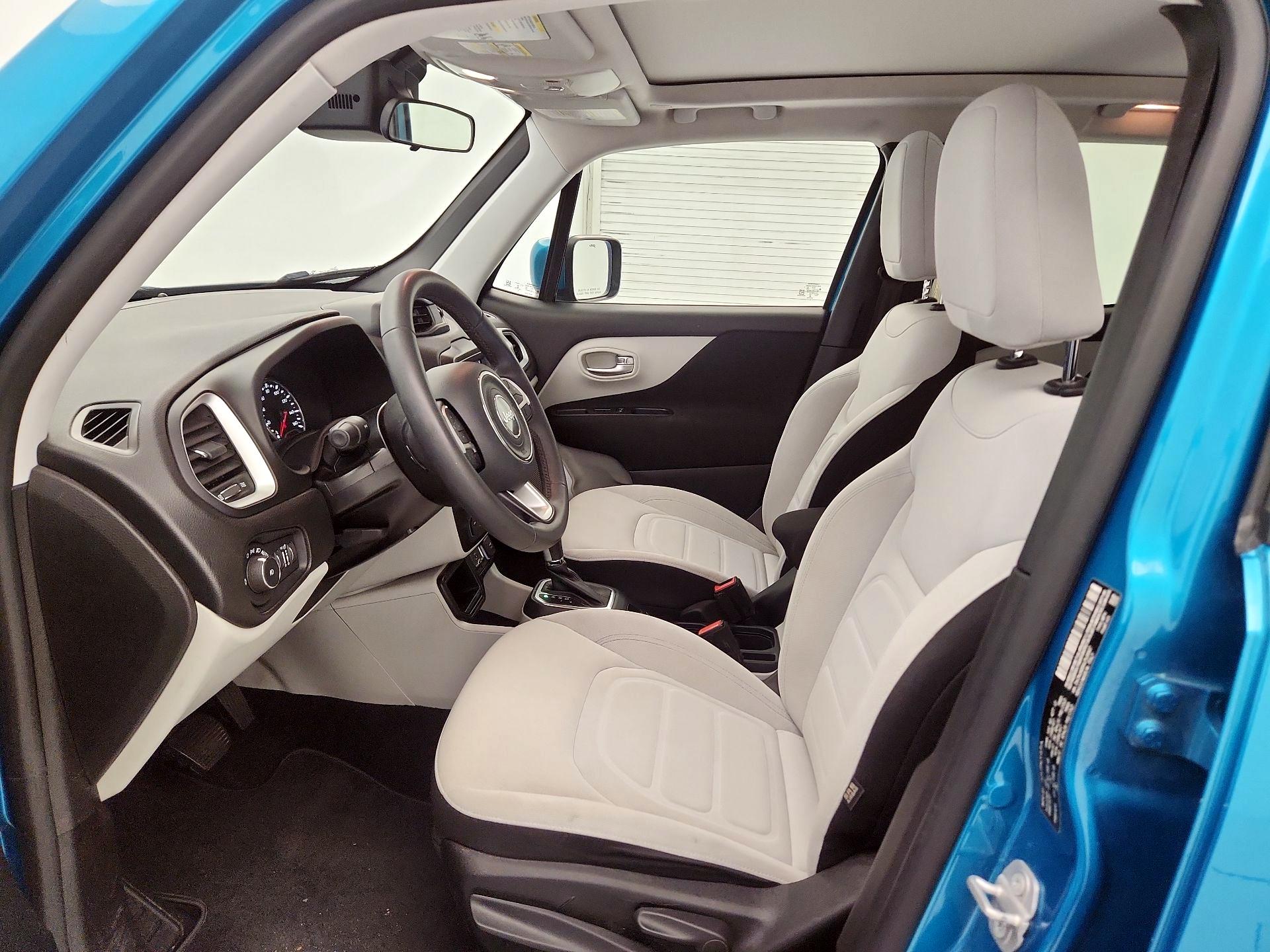 Thumbnail: 2020 Jeep Renegade - 11