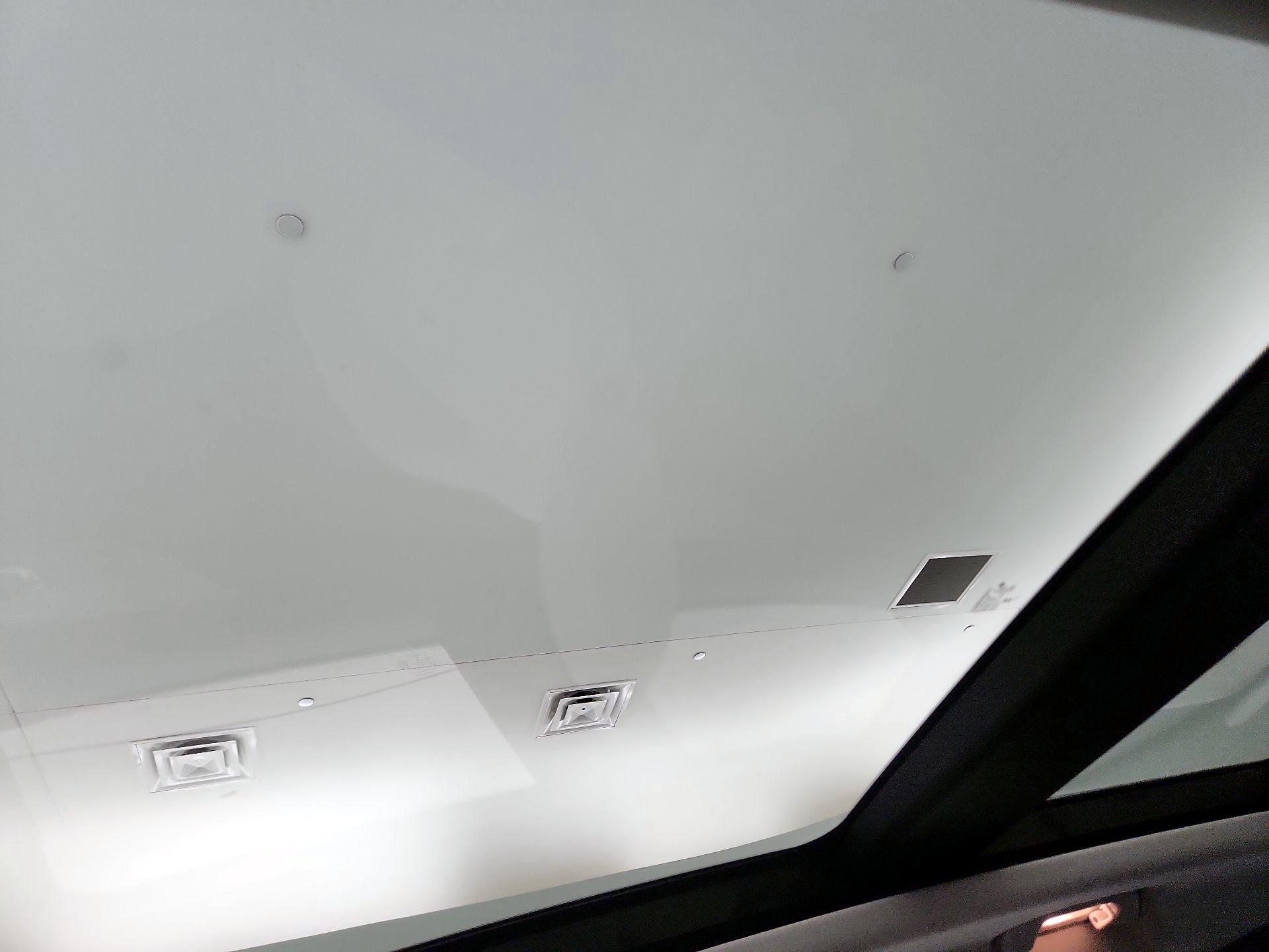 Thumbnail: 2020 Jeep Renegade - 19