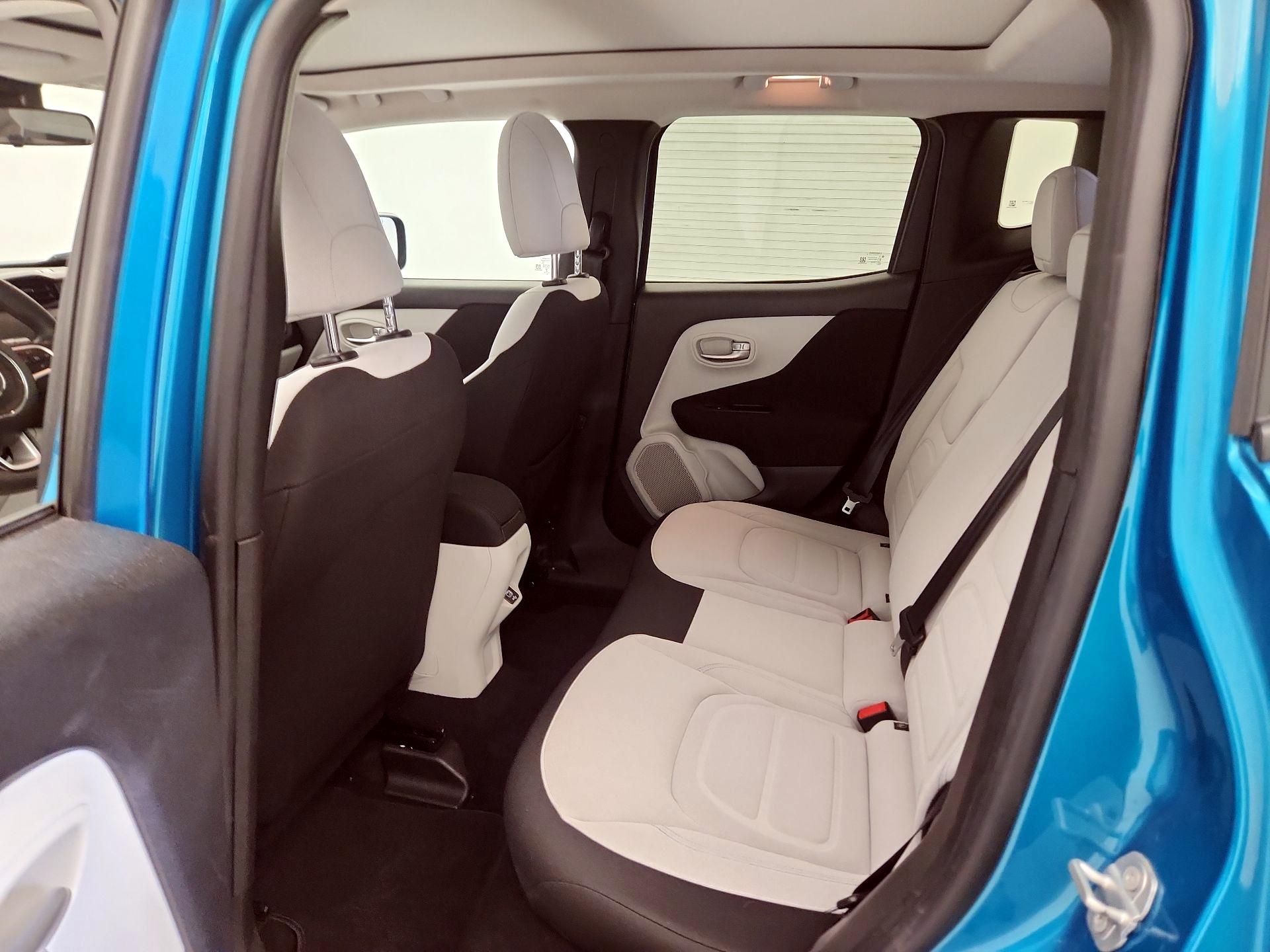 Thumbnail: 2020 Jeep Renegade - 20