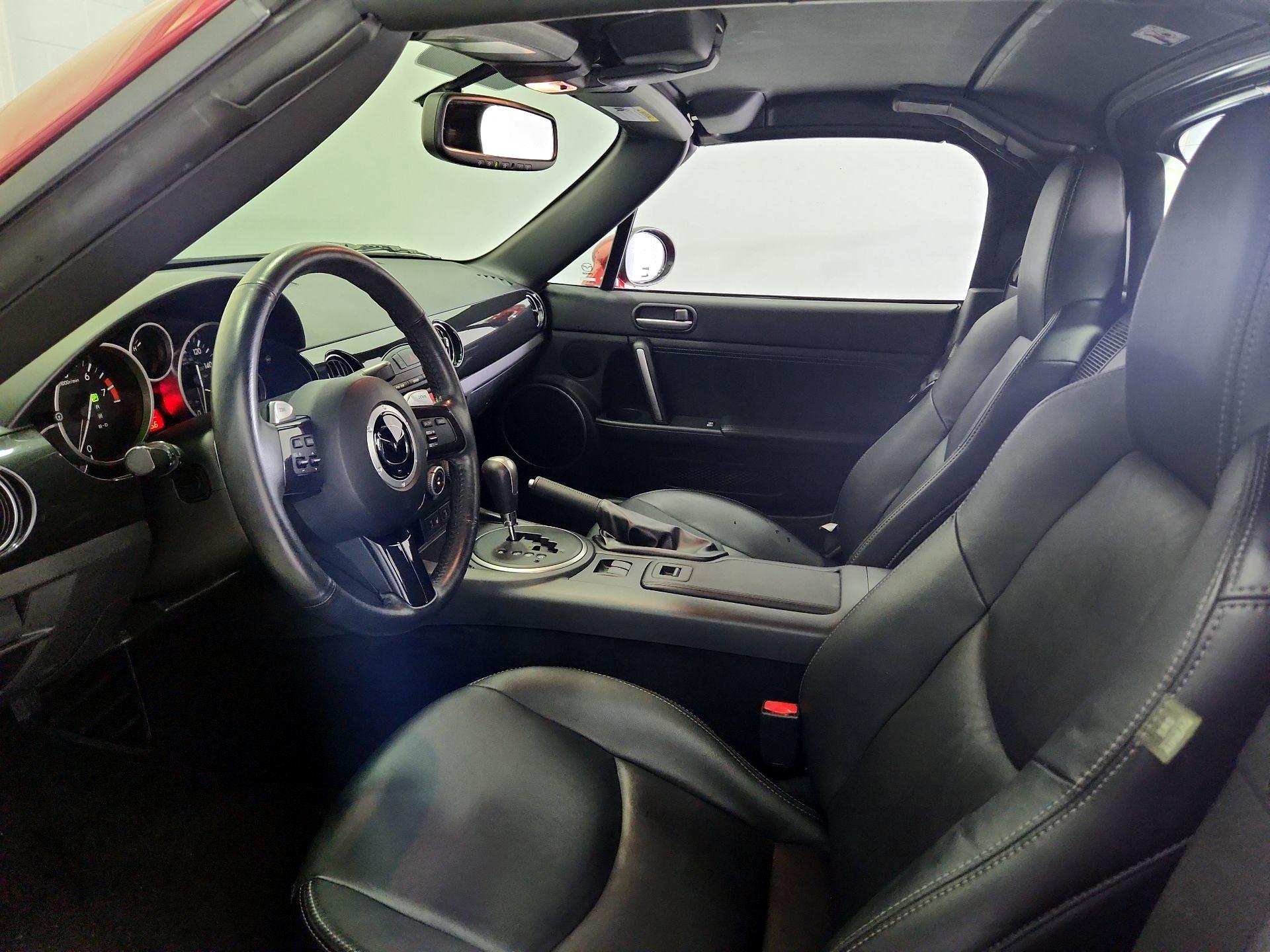 Thumbnail: 2014 Mazda MX-5 Miata - 11