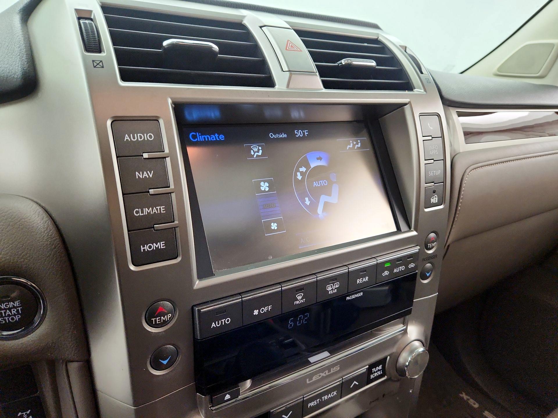 Thumbnail: 2017 Lexus GX - 17