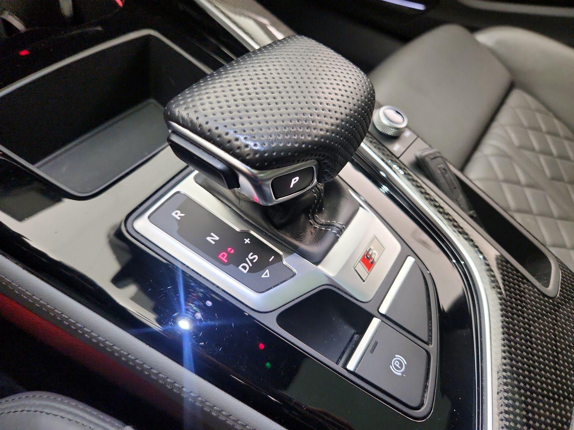 Thumbnail: 2021 Audi S5 - 18