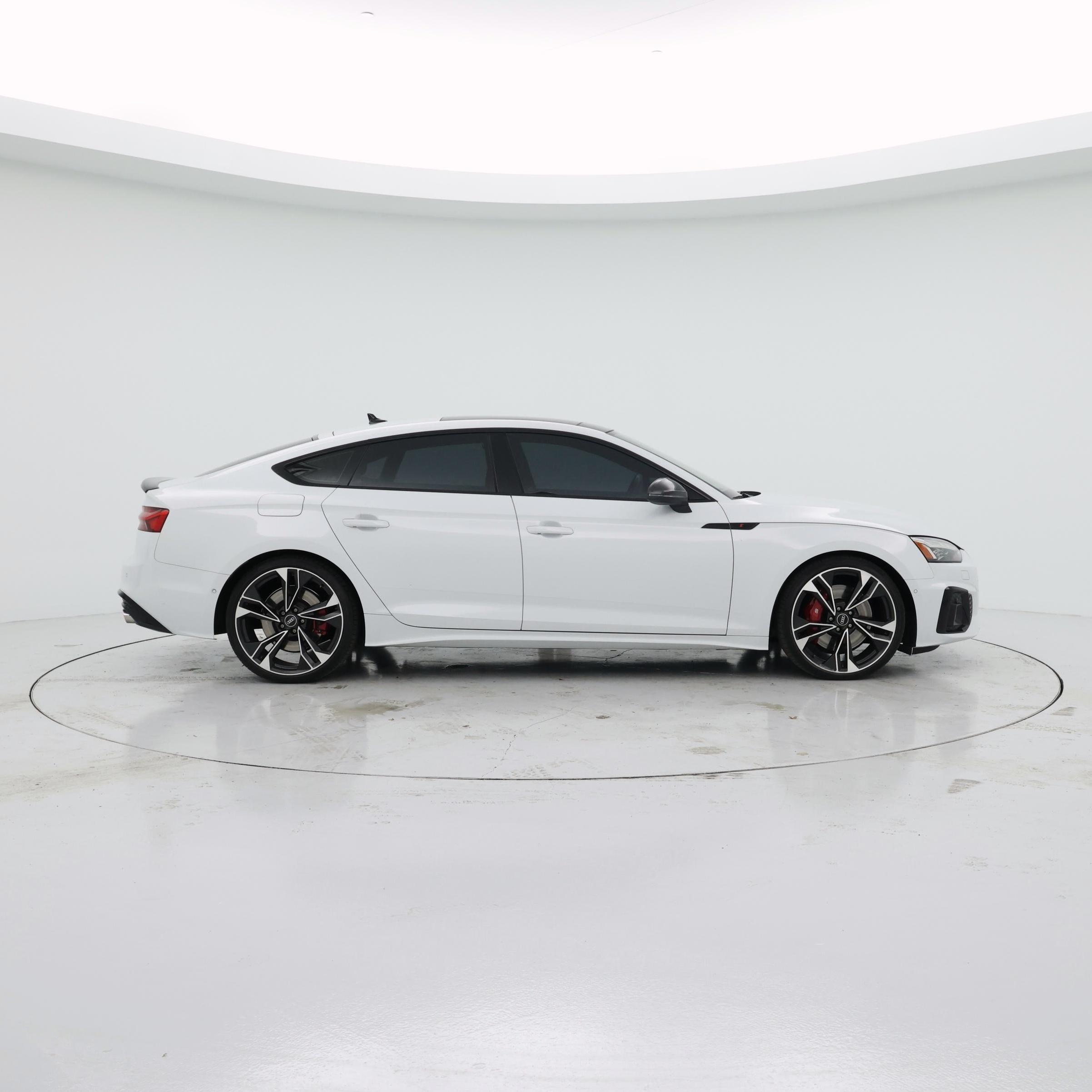 Thumbnail: 2021 Audi S5 - 7