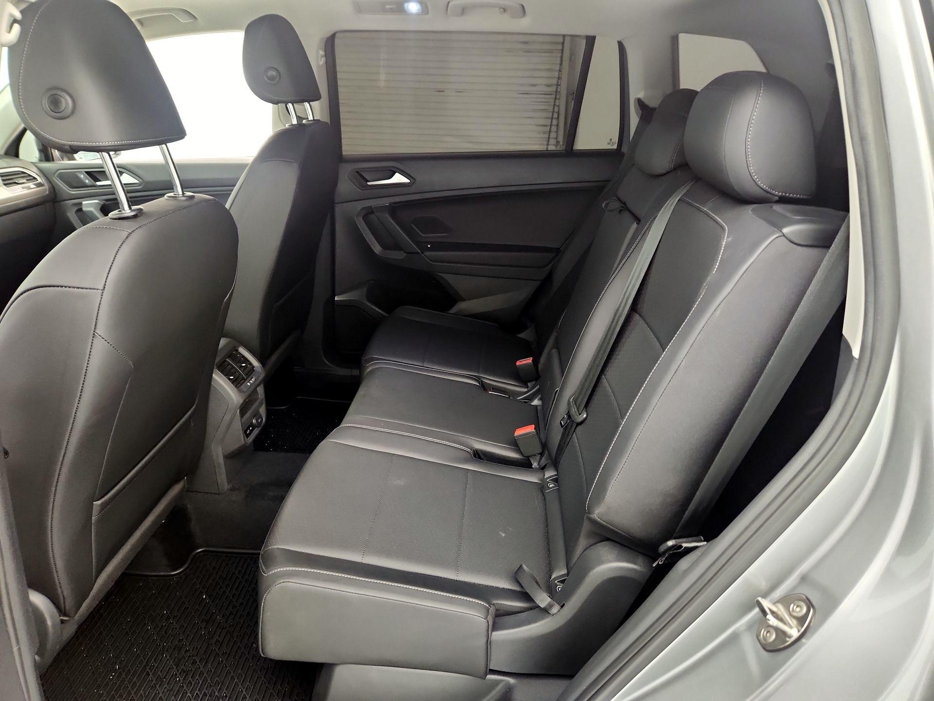 Thumbnail: 2019 Volkswagen Tiguan - 20