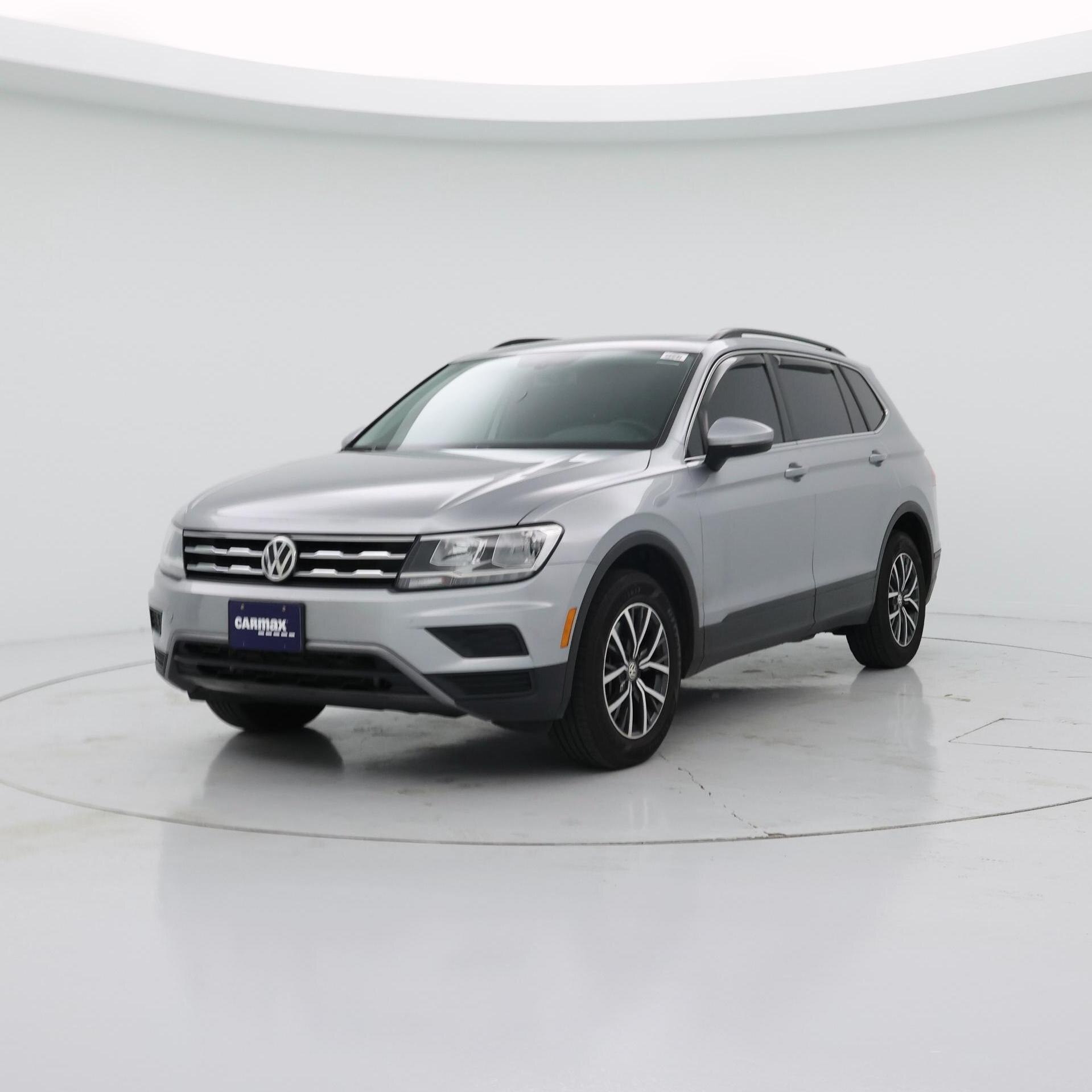 Thumbnail: 2019 Volkswagen Tiguan - 4