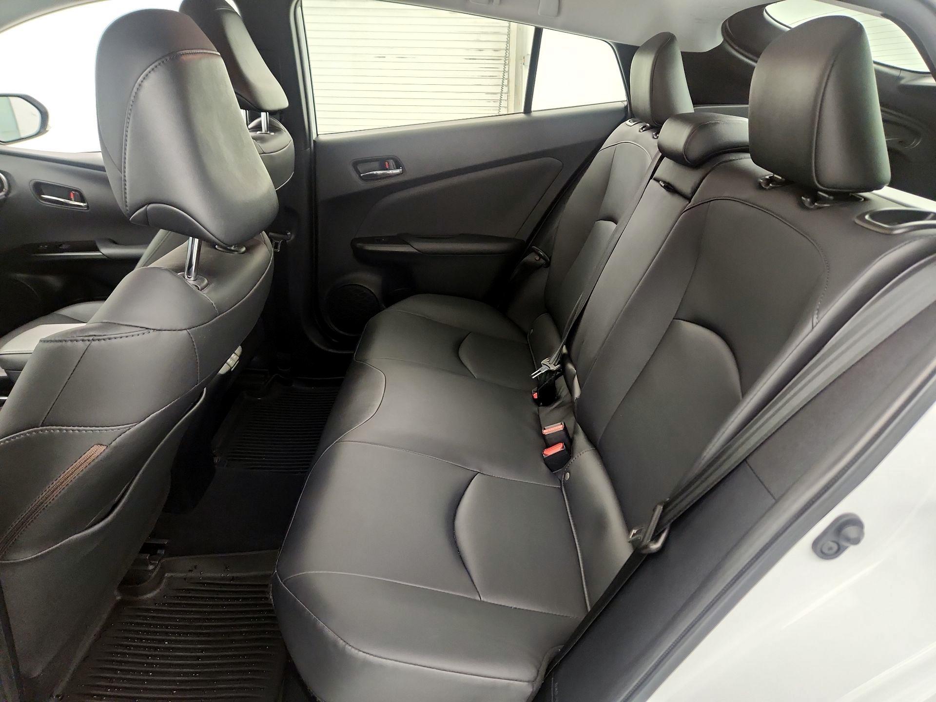 Thumbnail: 2022 Toyota Prius - 19