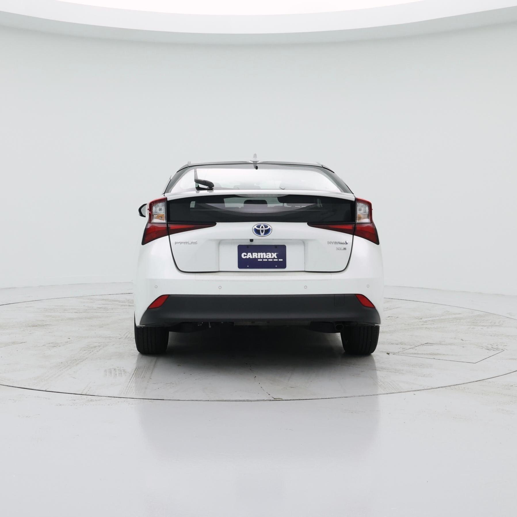 Thumbnail: 2022 Toyota Prius - 6