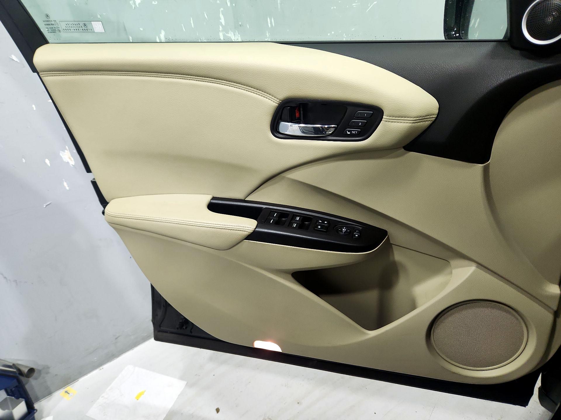 Thumbnail: 2015 Acura RDX - 12