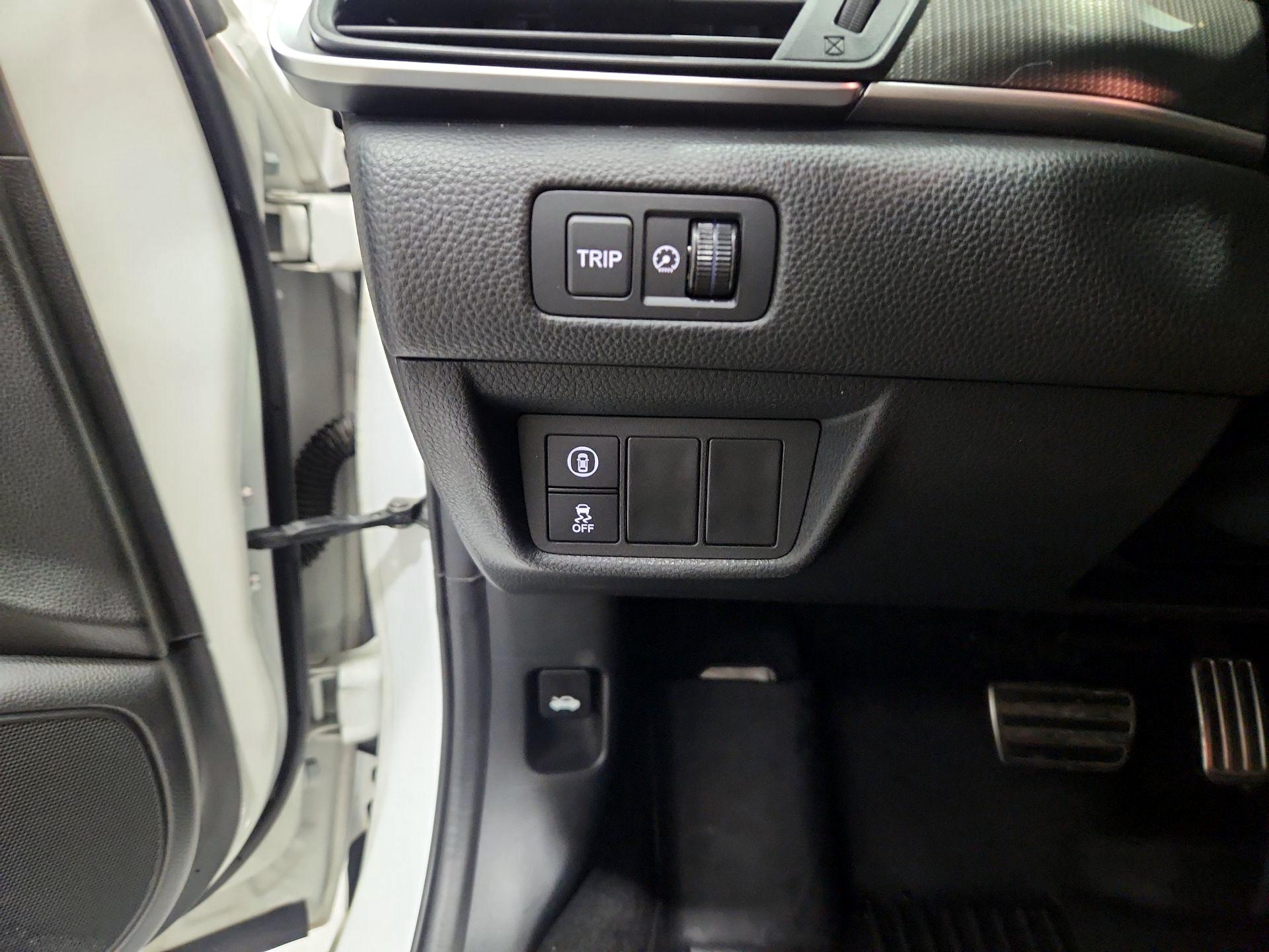 Thumbnail: 2018 Honda Accord - 13