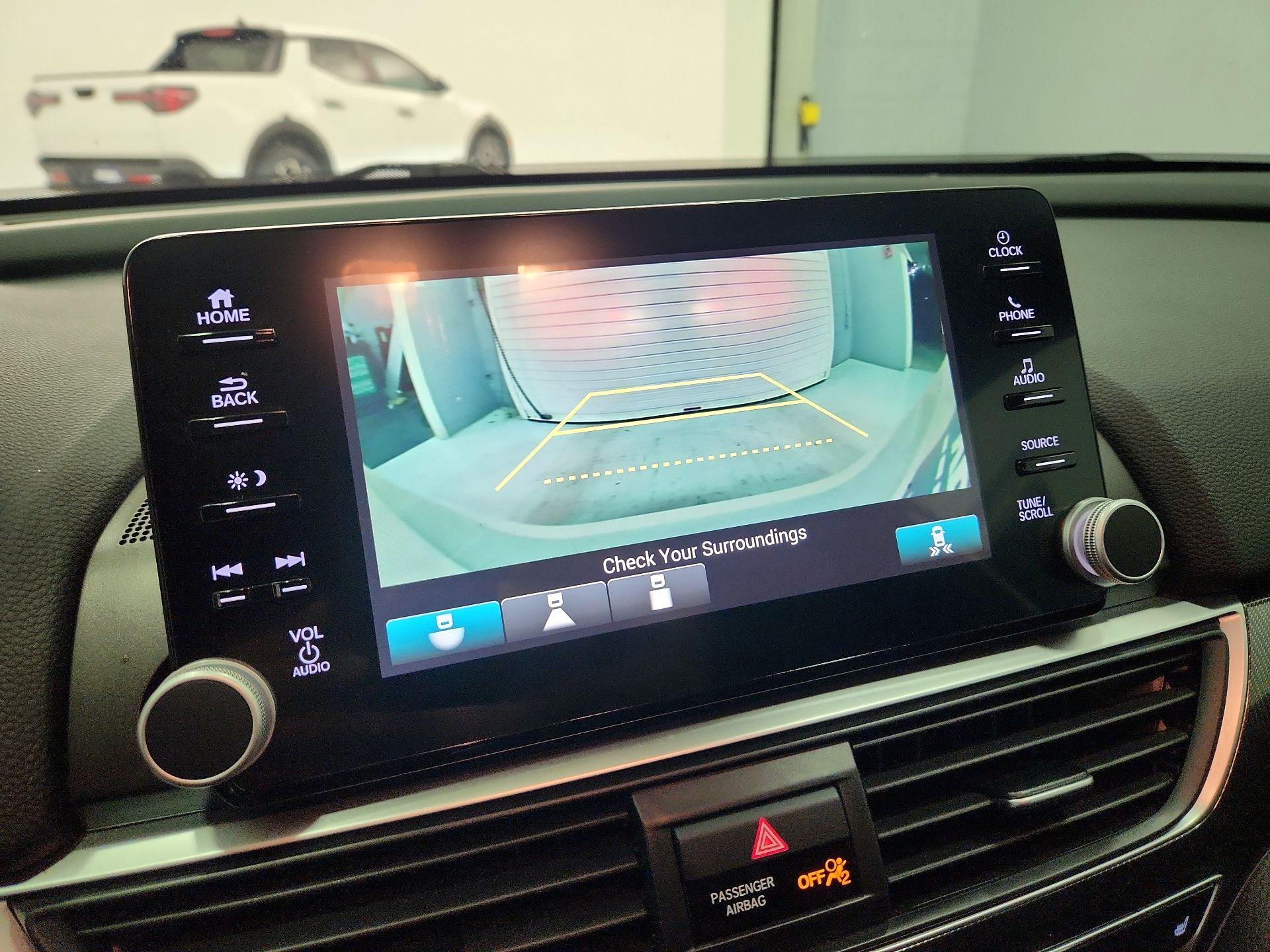 Thumbnail: 2018 Honda Accord - 14