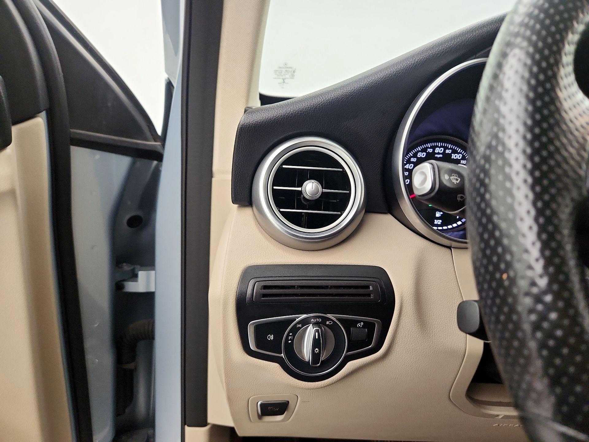 Thumbnail: 2018 Mercedes-Benz GLC - 13