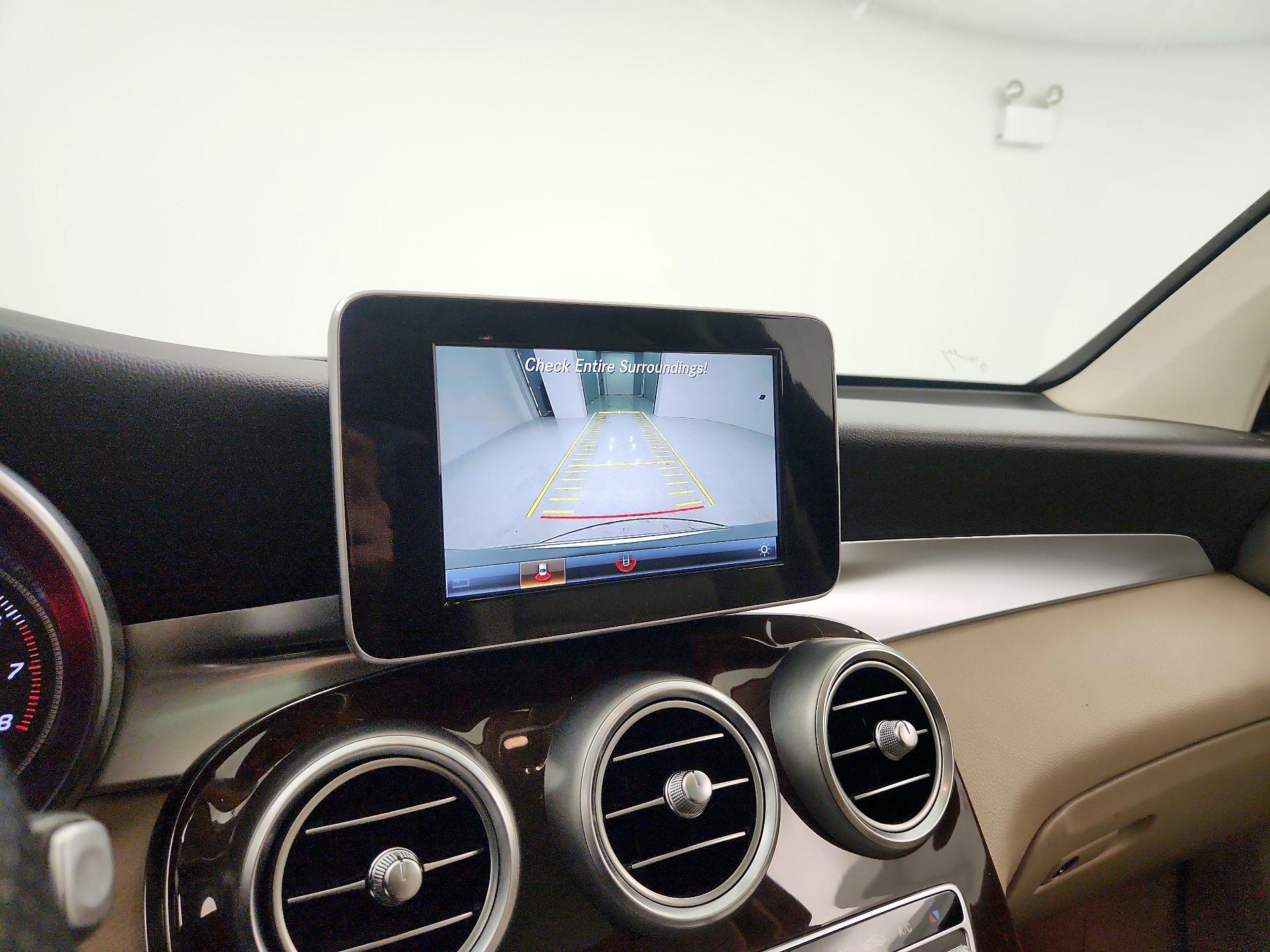 Thumbnail: 2018 Mercedes-Benz GLC - 15