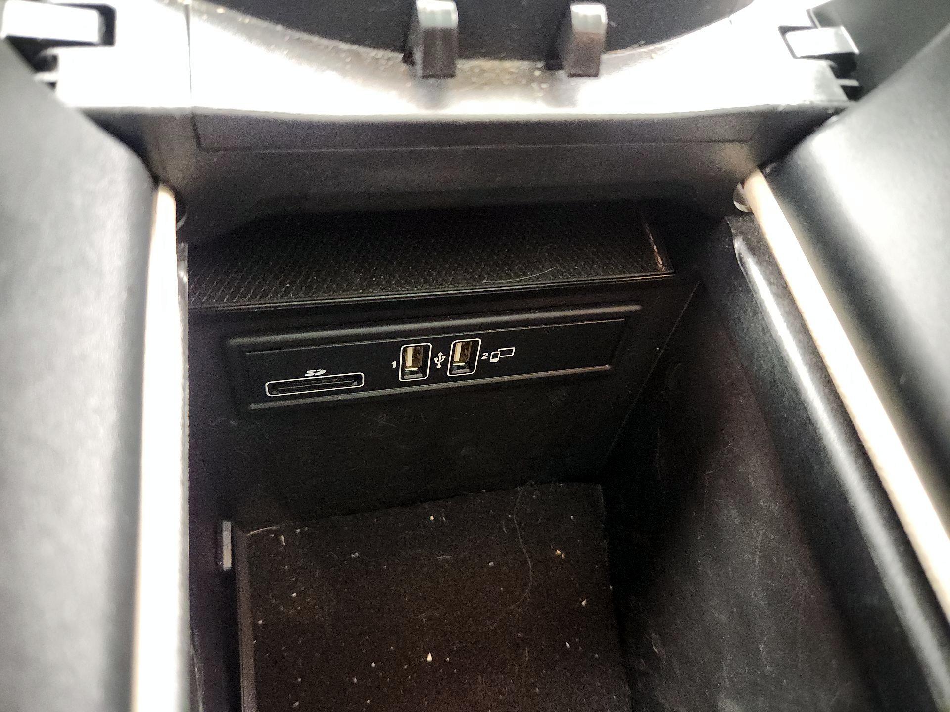 Thumbnail: 2018 Mercedes-Benz GLC - 19