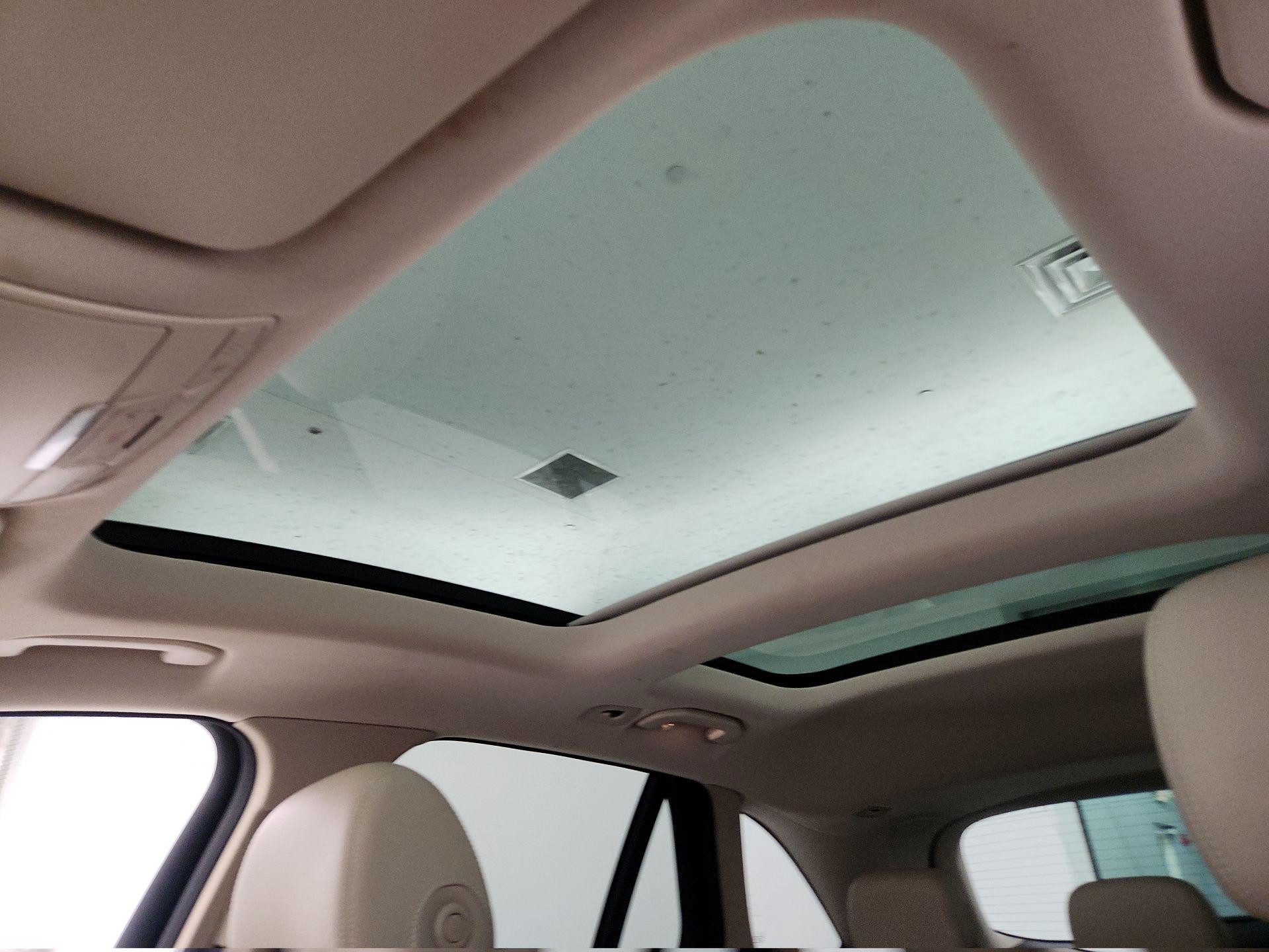 Thumbnail: 2018 Mercedes-Benz GLC - 20