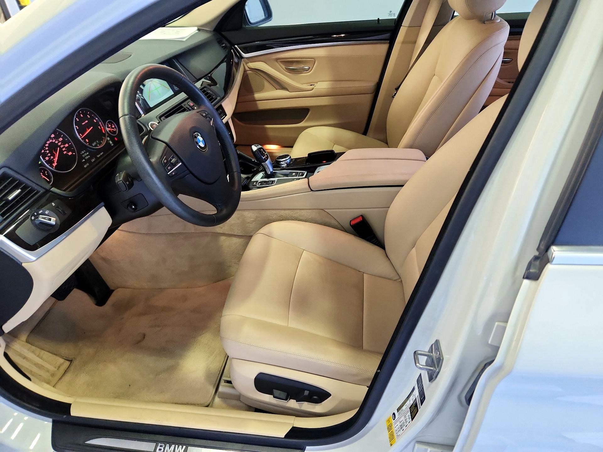 Thumbnail: 2014 BMW 5 Series - 11