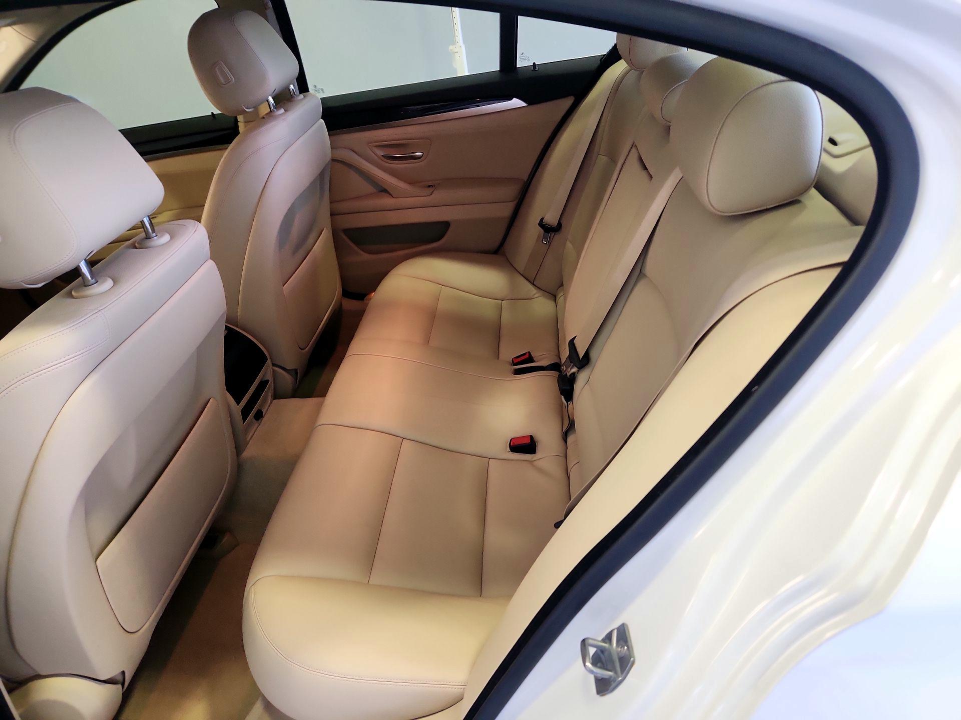 Thumbnail: 2014 BMW 5 Series - 17