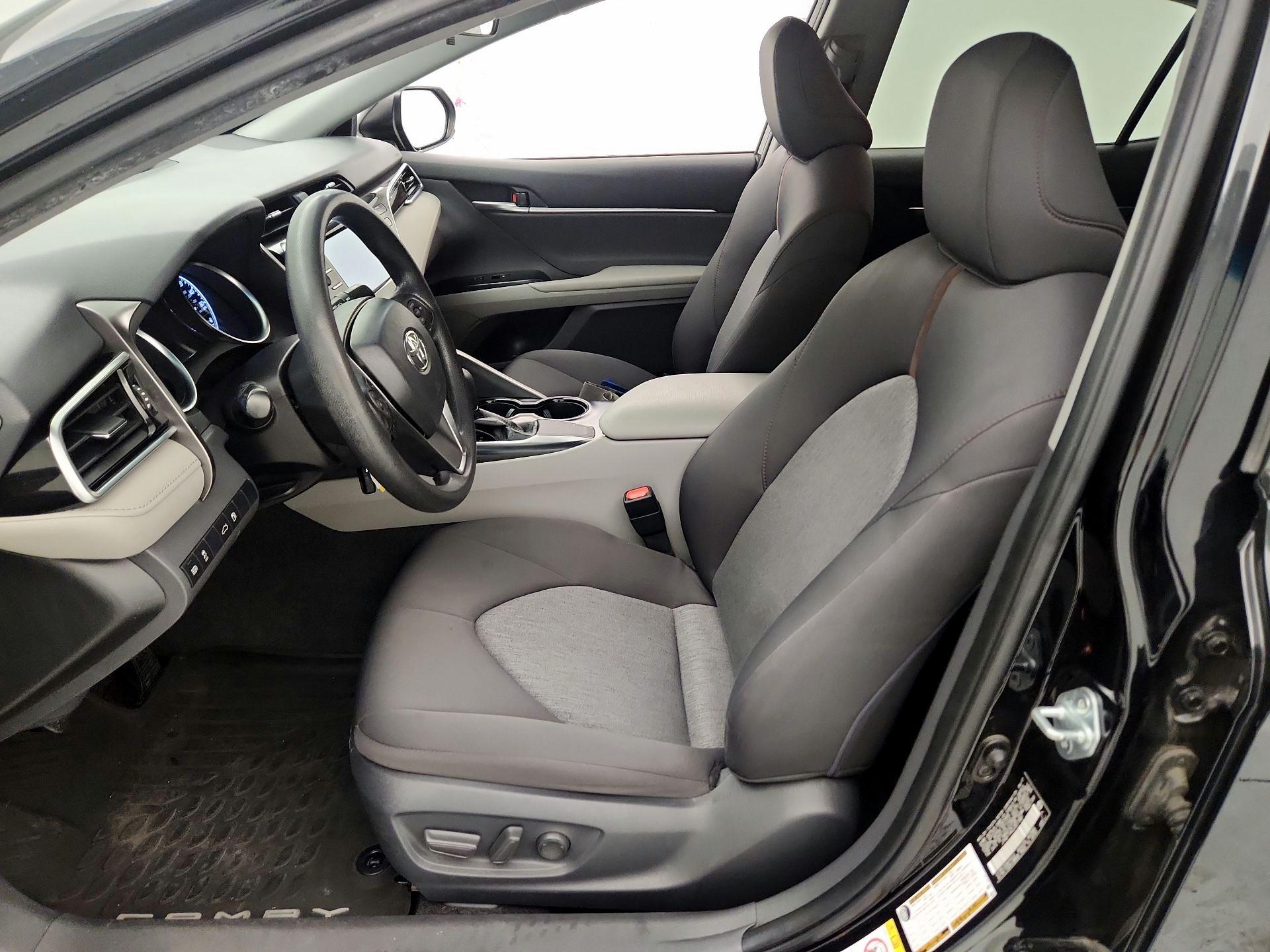 Thumbnail: 2018 Toyota Camry - 11