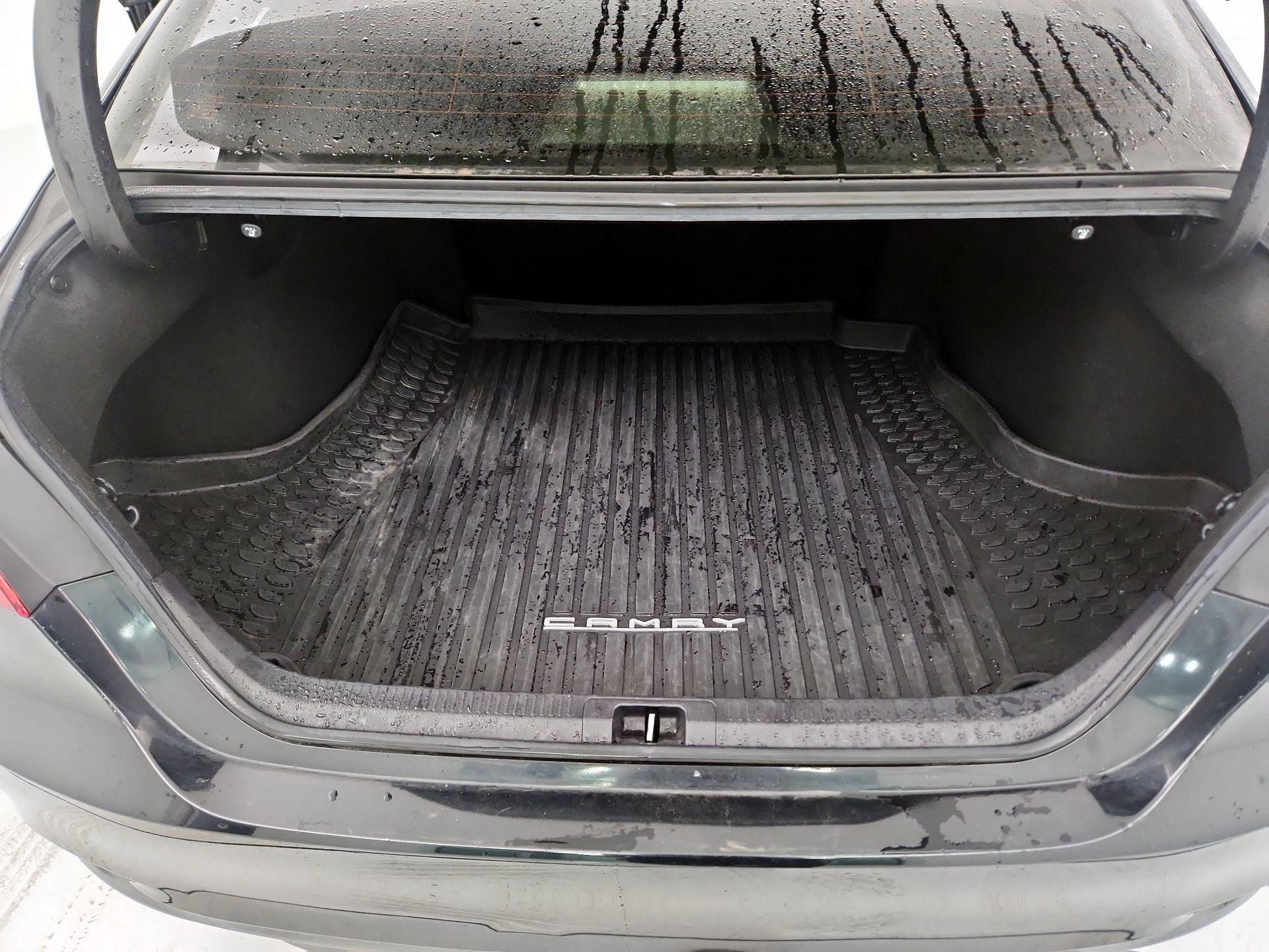 Thumbnail: 2018 Toyota Camry - 20