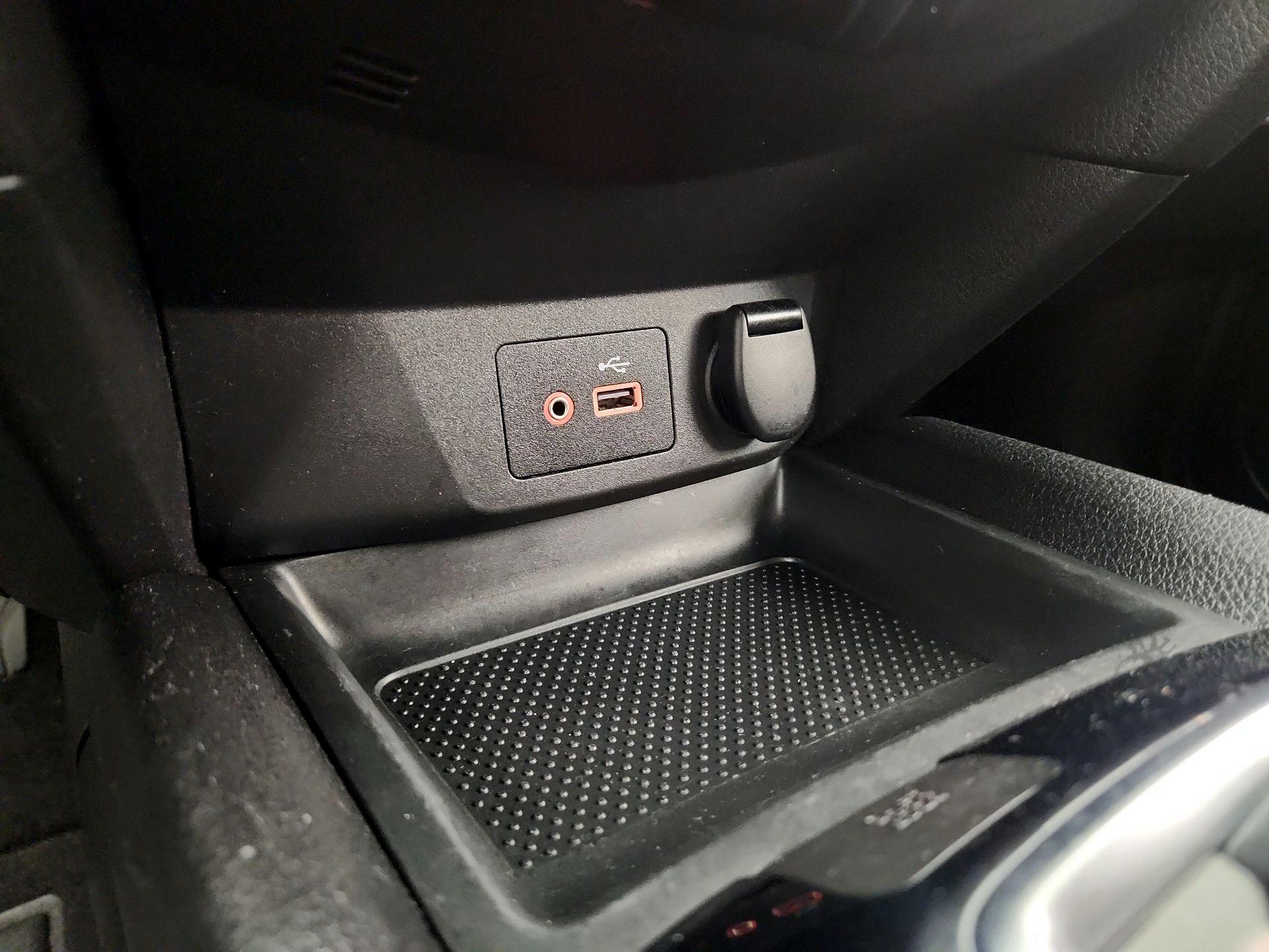 Thumbnail: 2022 Nissan Rogue Sport - 18