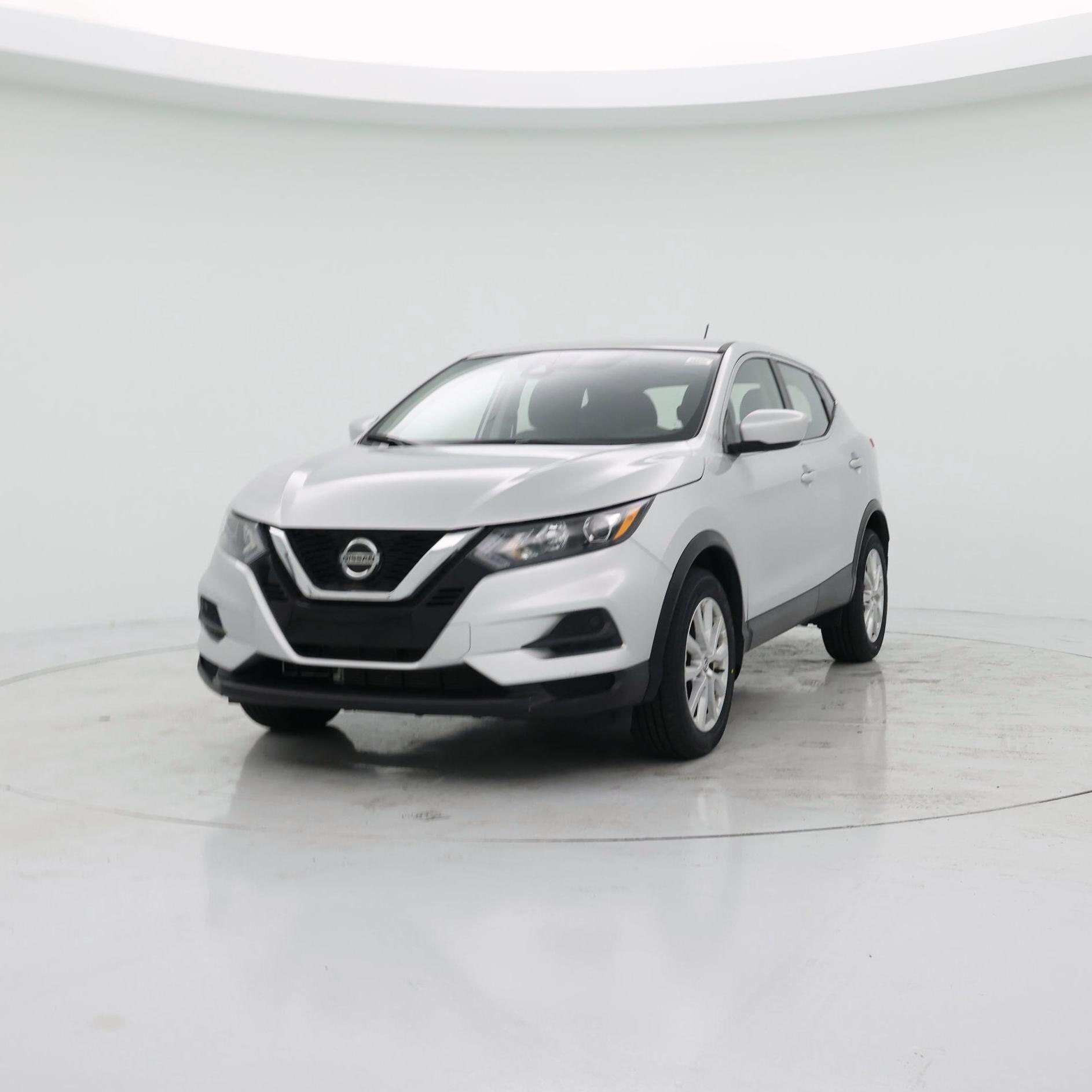 Thumbnail: 2022 Nissan Rogue Sport - 4