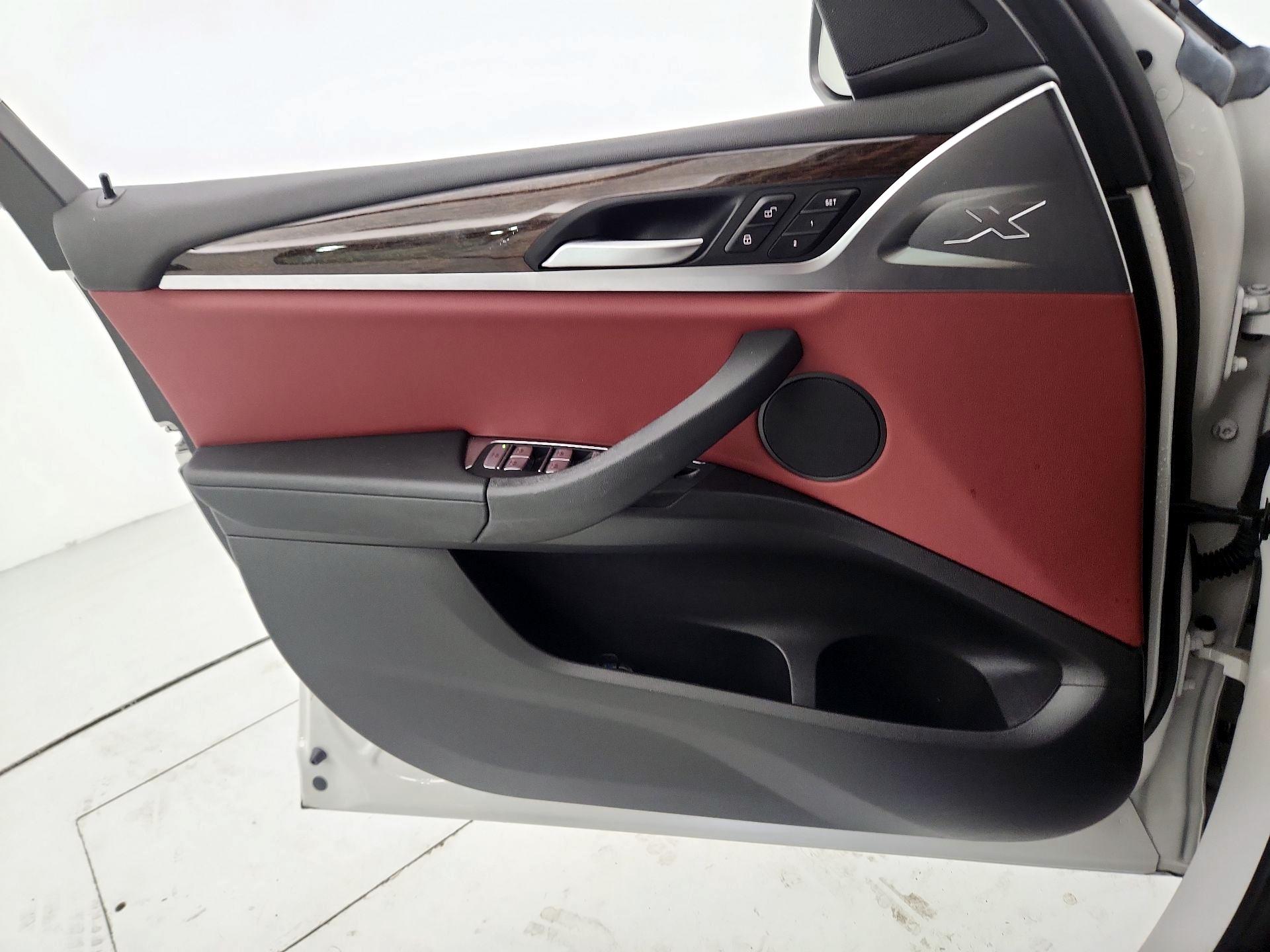 Thumbnail: 2022 BMW X3 - 12