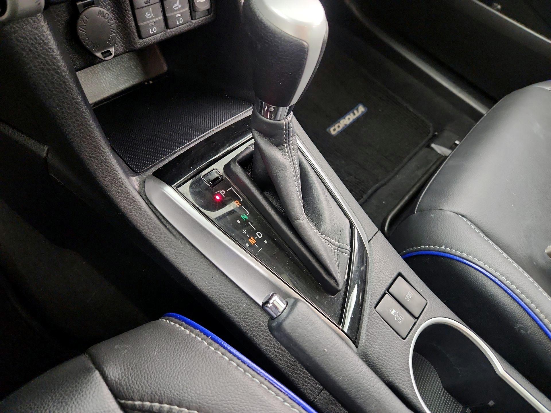 Thumbnail: 2017 Toyota Corolla - 18