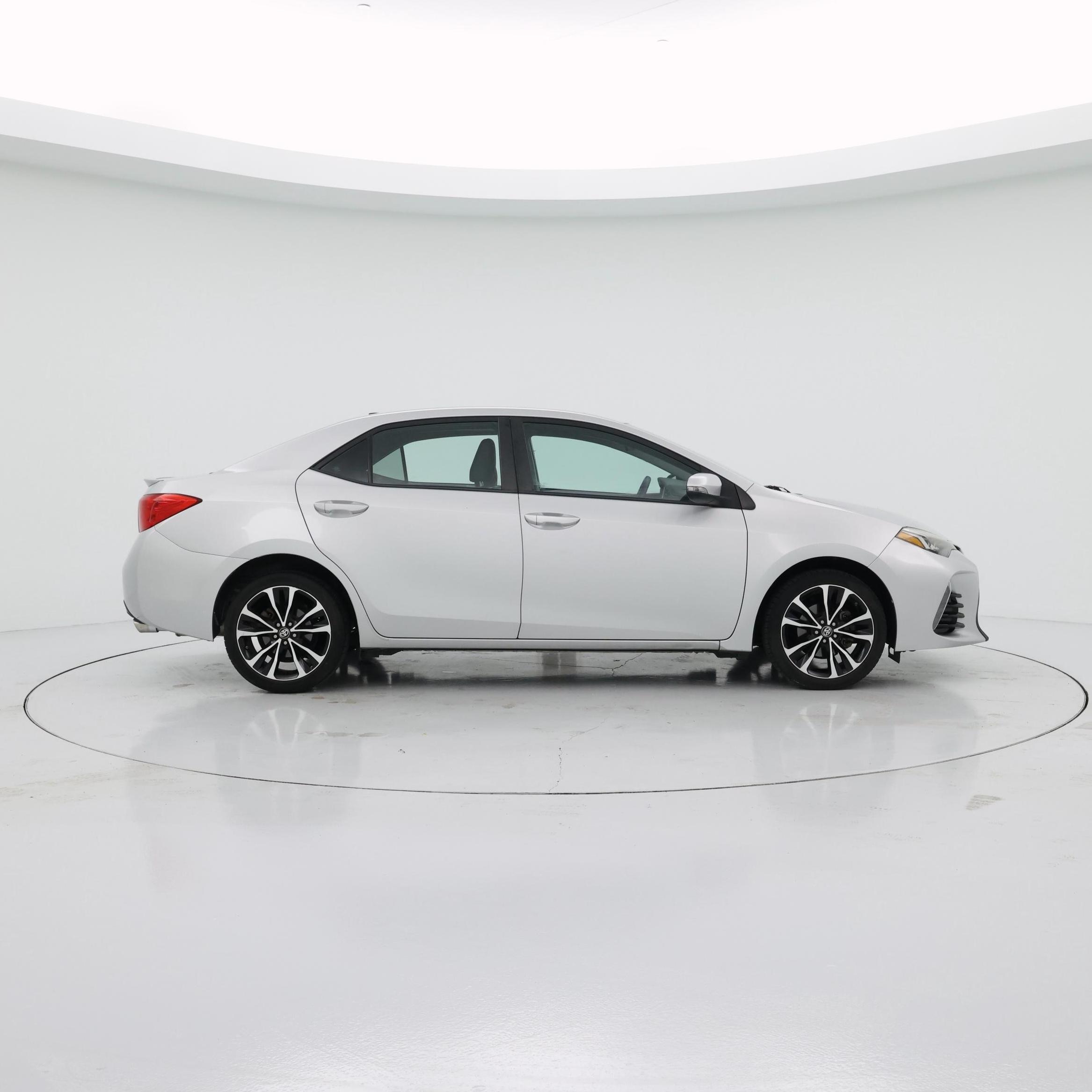 Thumbnail: 2017 Toyota Corolla - 7