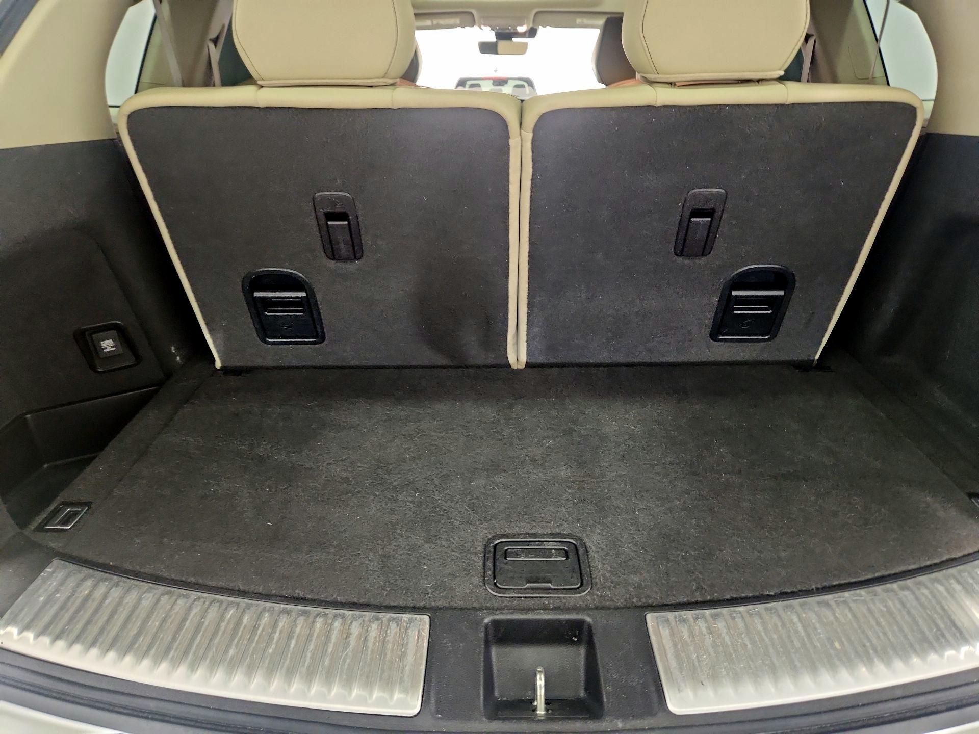 Thumbnail: 2020 Acura MDX - 20