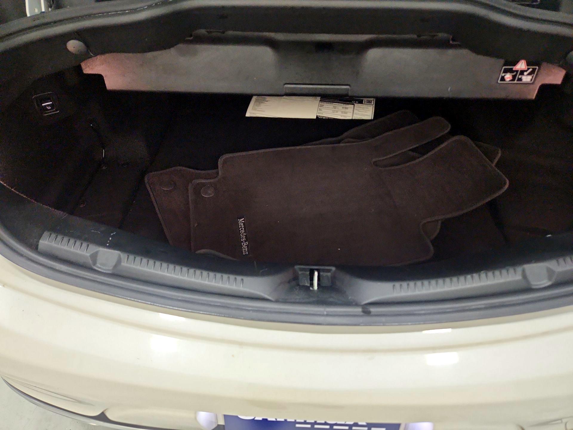 Thumbnail: 2019 Mercedes-Benz E-Class - 19