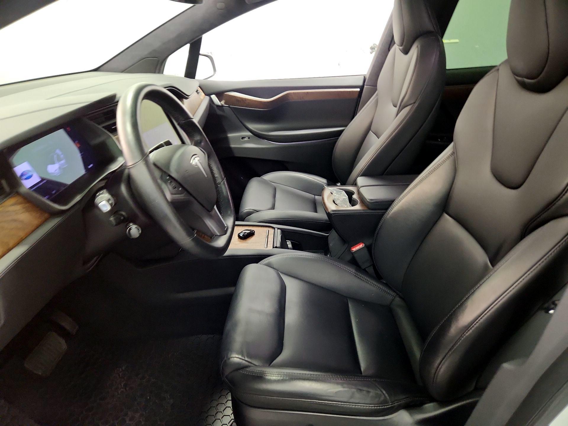 Thumbnail: 2020 Tesla Model X - 11