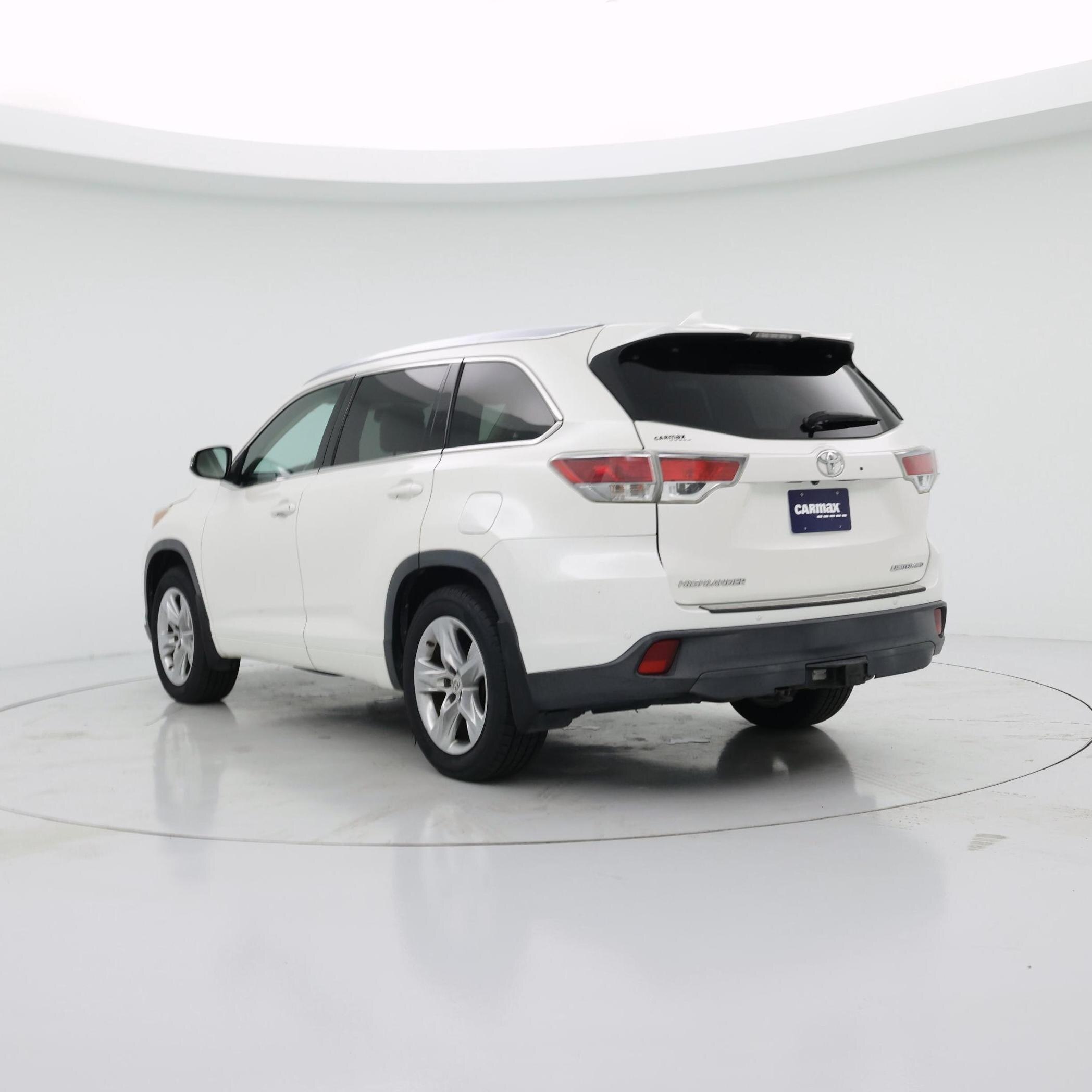 Thumbnail: 2014 Toyota Highlander - 2