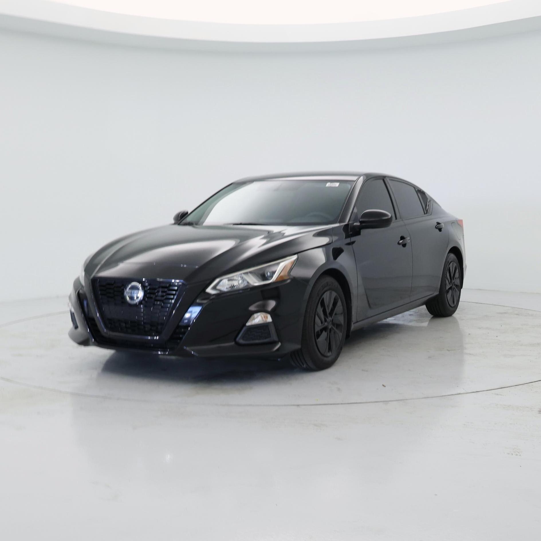Thumbnail: 2020 Nissan Altima - 4