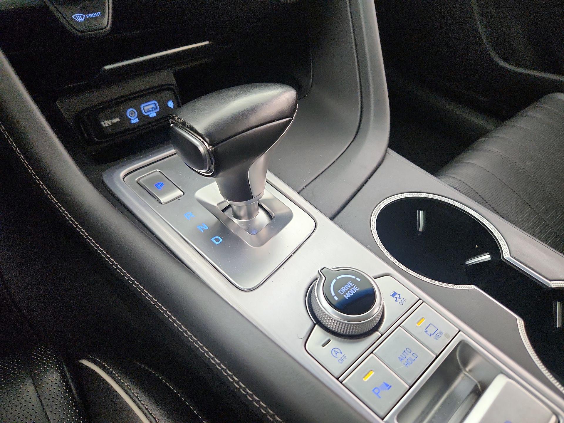 Thumbnail: 2020 Genesis G70 - 18