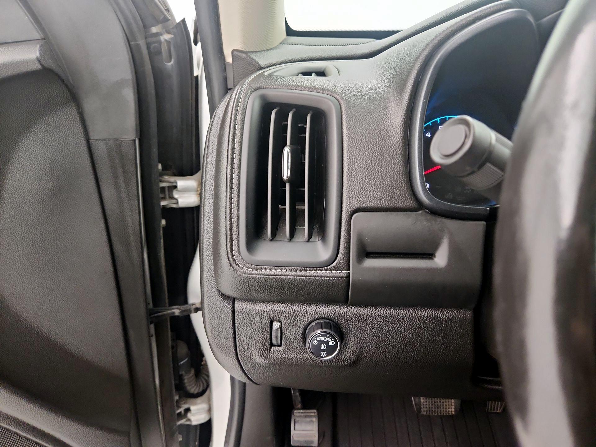 Thumbnail: 2018 GMC Canyon - 13