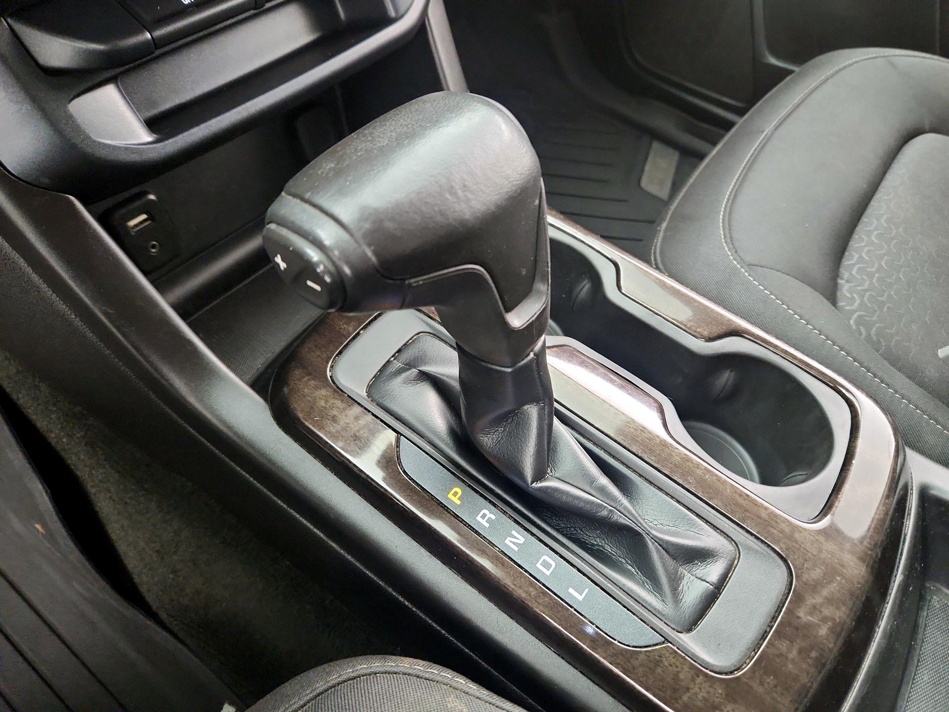 Thumbnail: 2018 GMC Canyon - 17