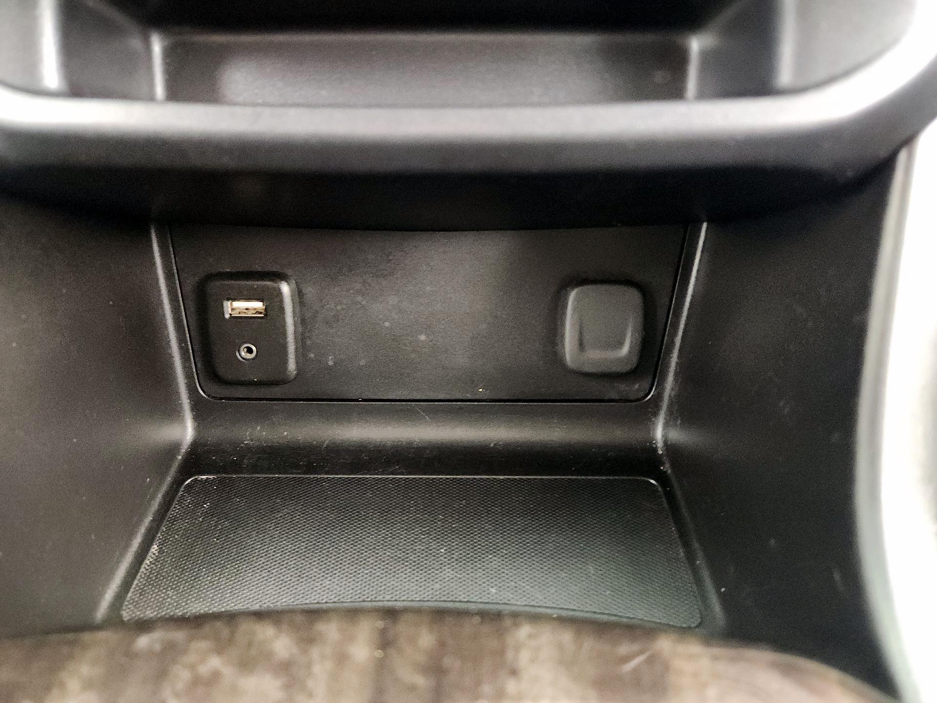 Thumbnail: 2018 GMC Canyon - 18